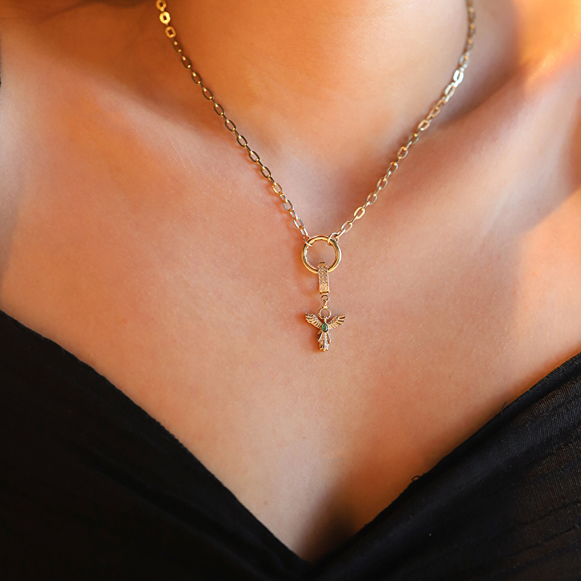 14 Ayar Sarı Altın Yeşil Taşlı Kuş Kolye Ucu