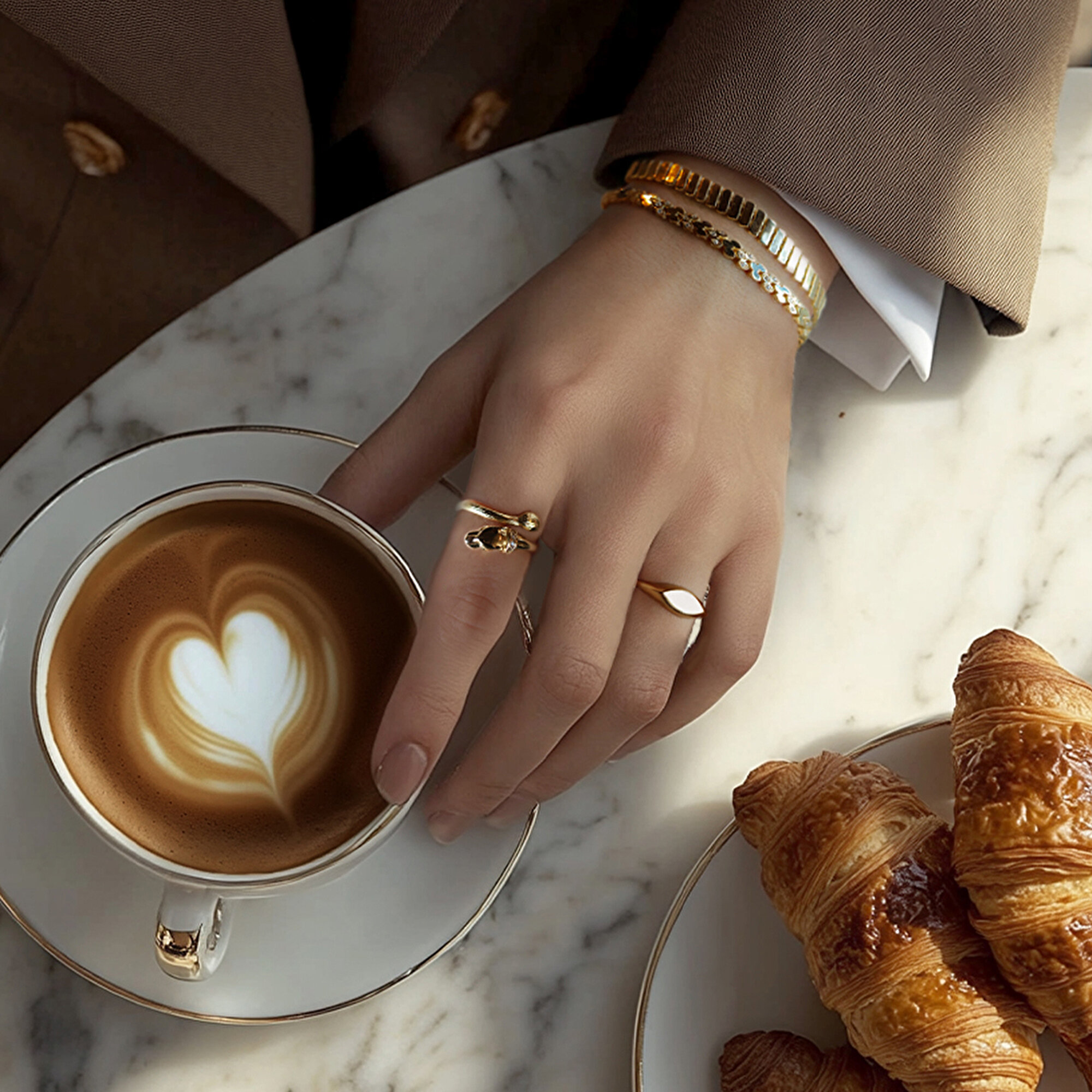 14 Ayar Sarı Altın Taşlı Zincir Bileklik