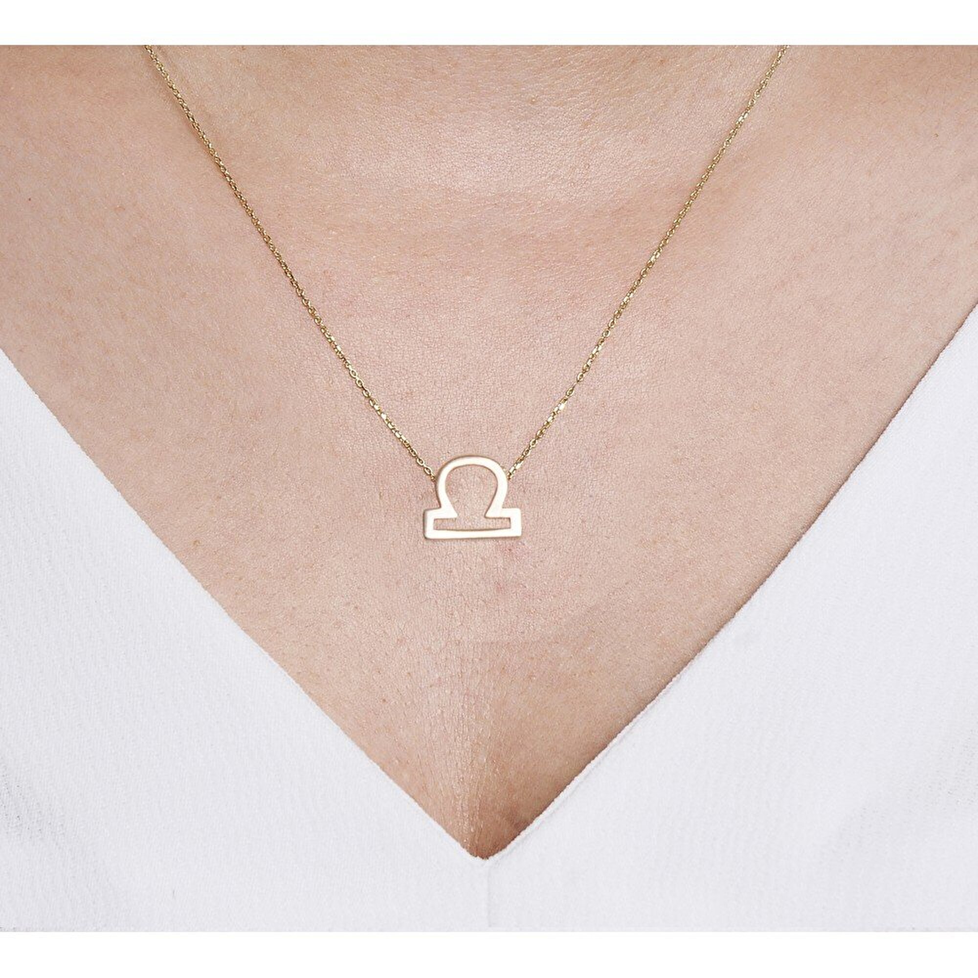 14 Ayar Sarı Altın Terazi Burç Kolye