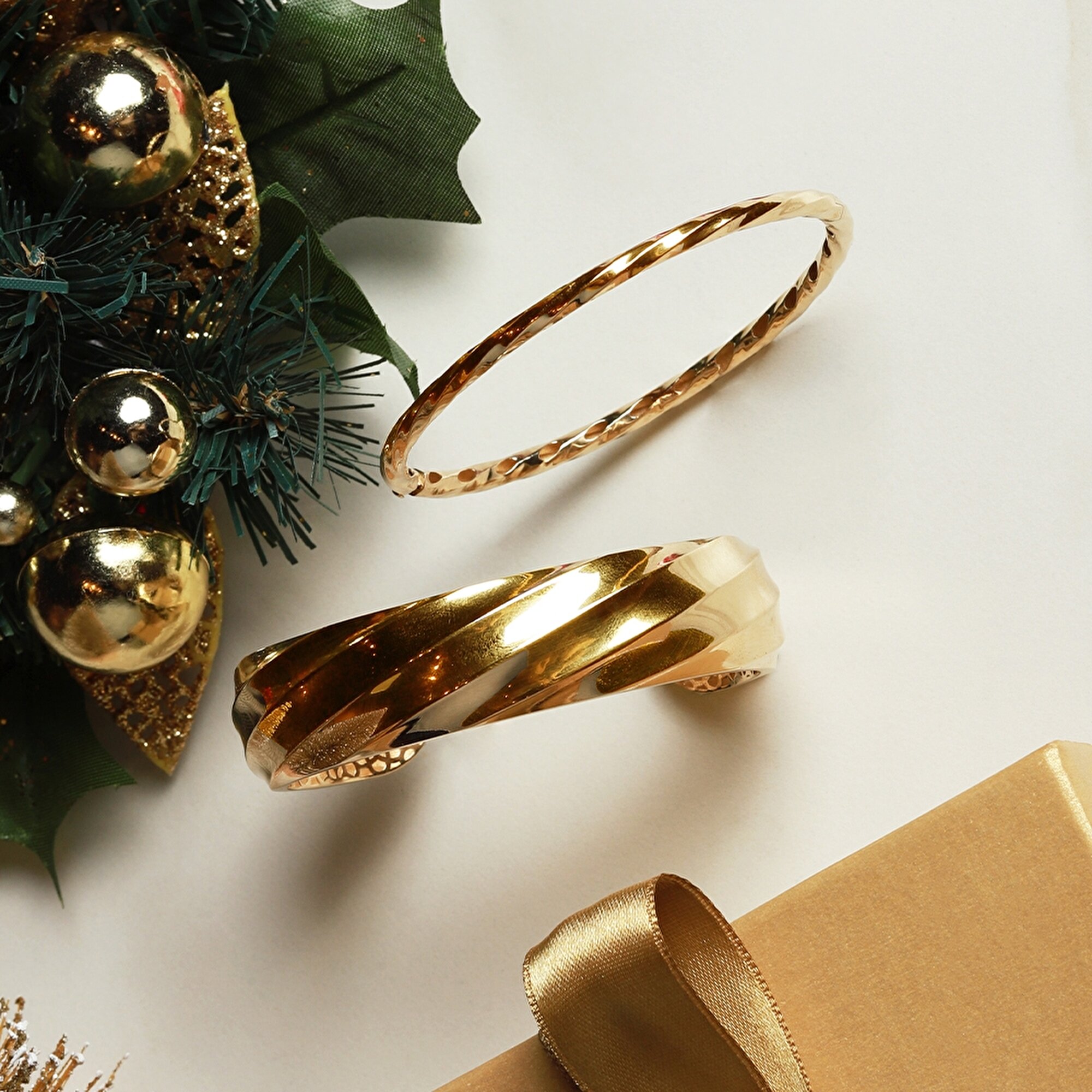 14 Ayar Sarı Altın Taşsız Kelepçe Bilezik