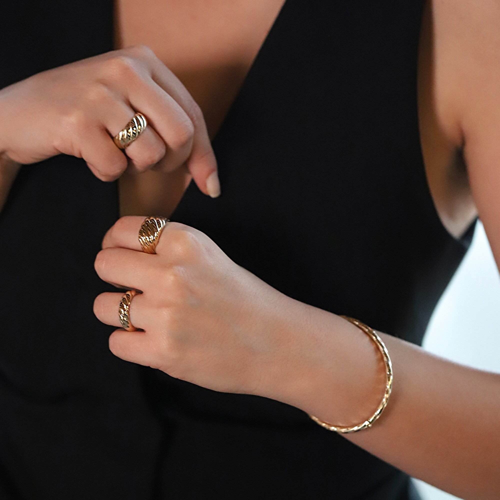 14 Ayar Sarı Altın Taşsız Kelepçe Bilezik