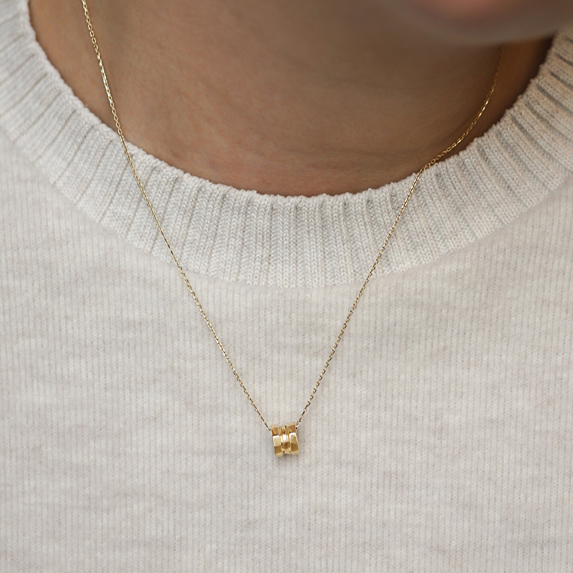 14 Ayar Sarı Altın Silindir Taşsız Kolye