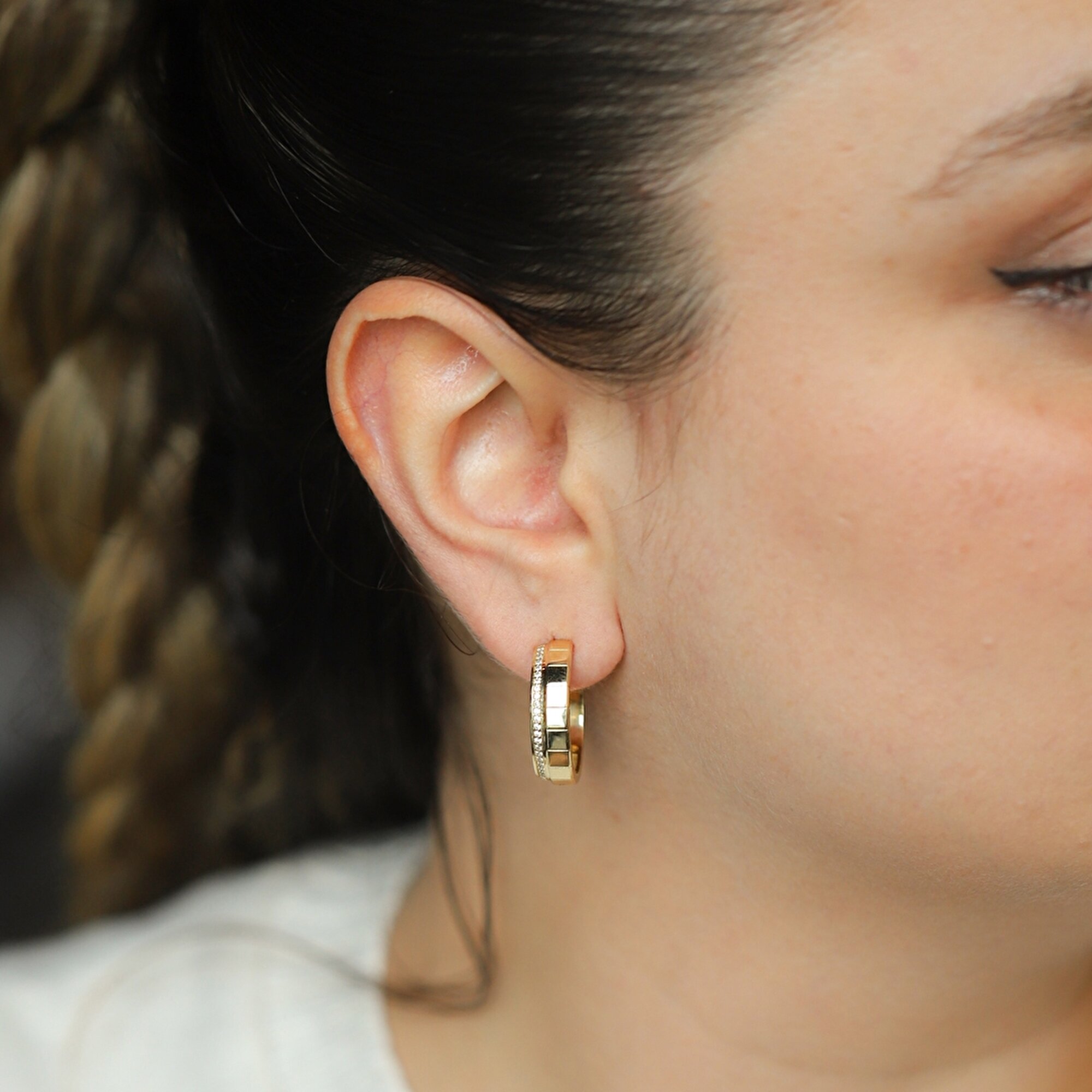 14 Ayar Sarı Altın Taşlı Halka Küpe