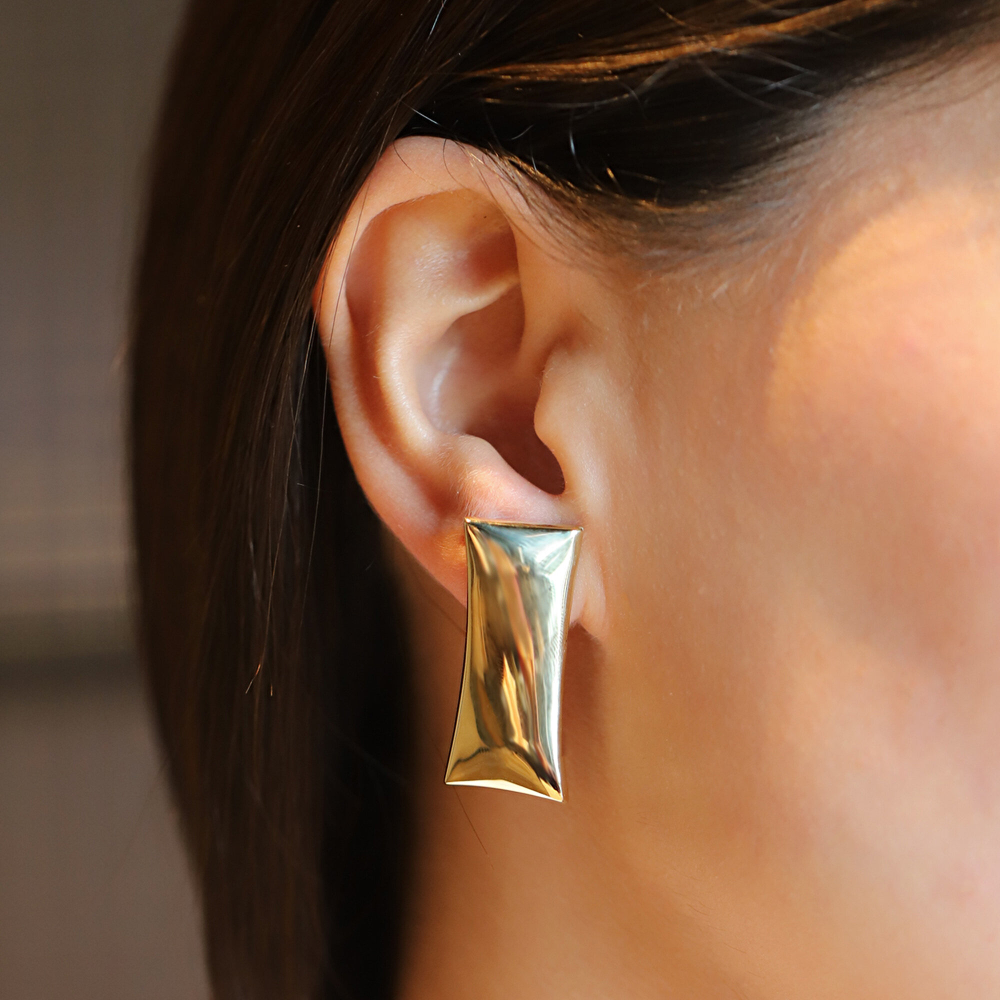 14 Ayar Sarı Altın Dikdörtgen Küpe