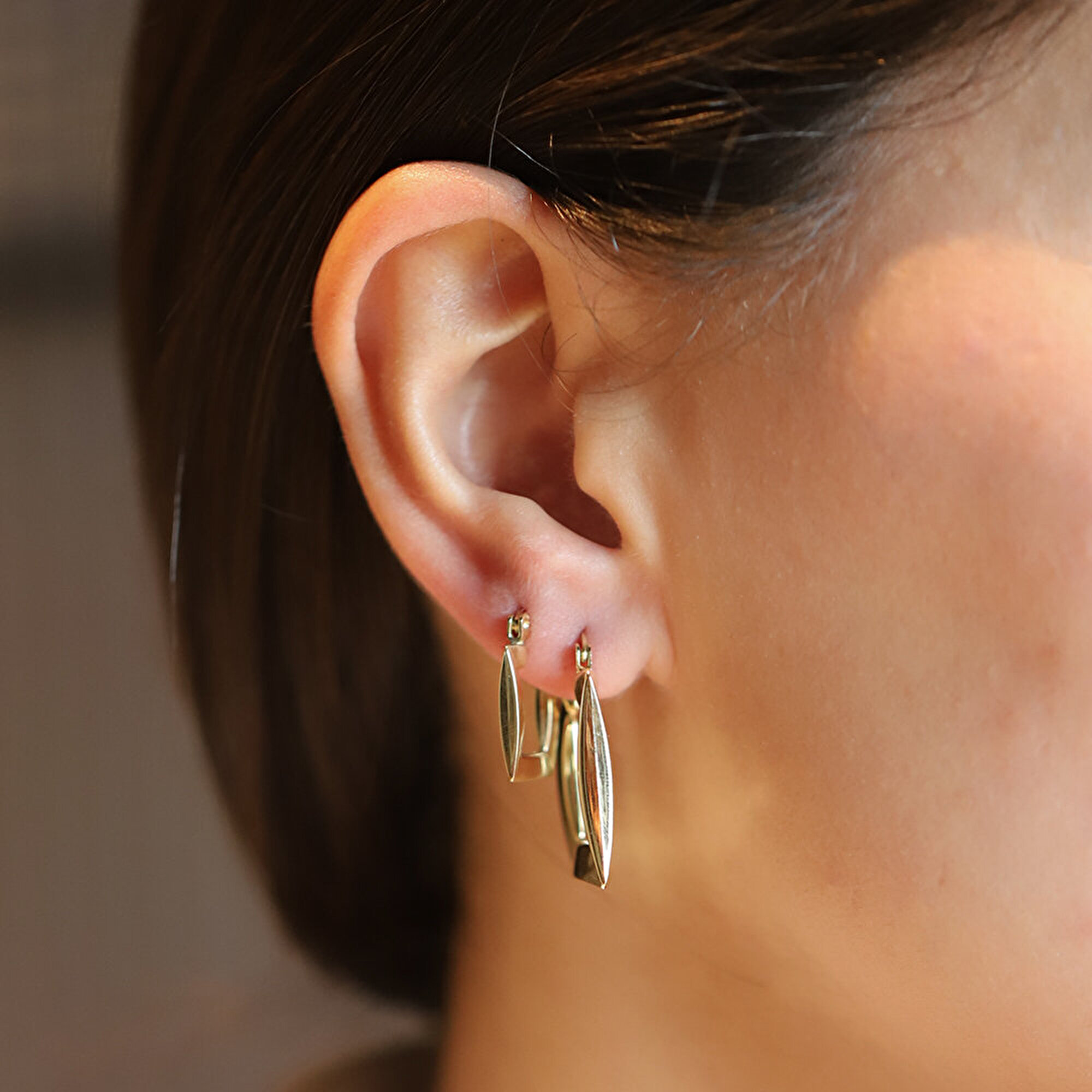 14 Ayar Sarı Altın Kare Halka Küpe