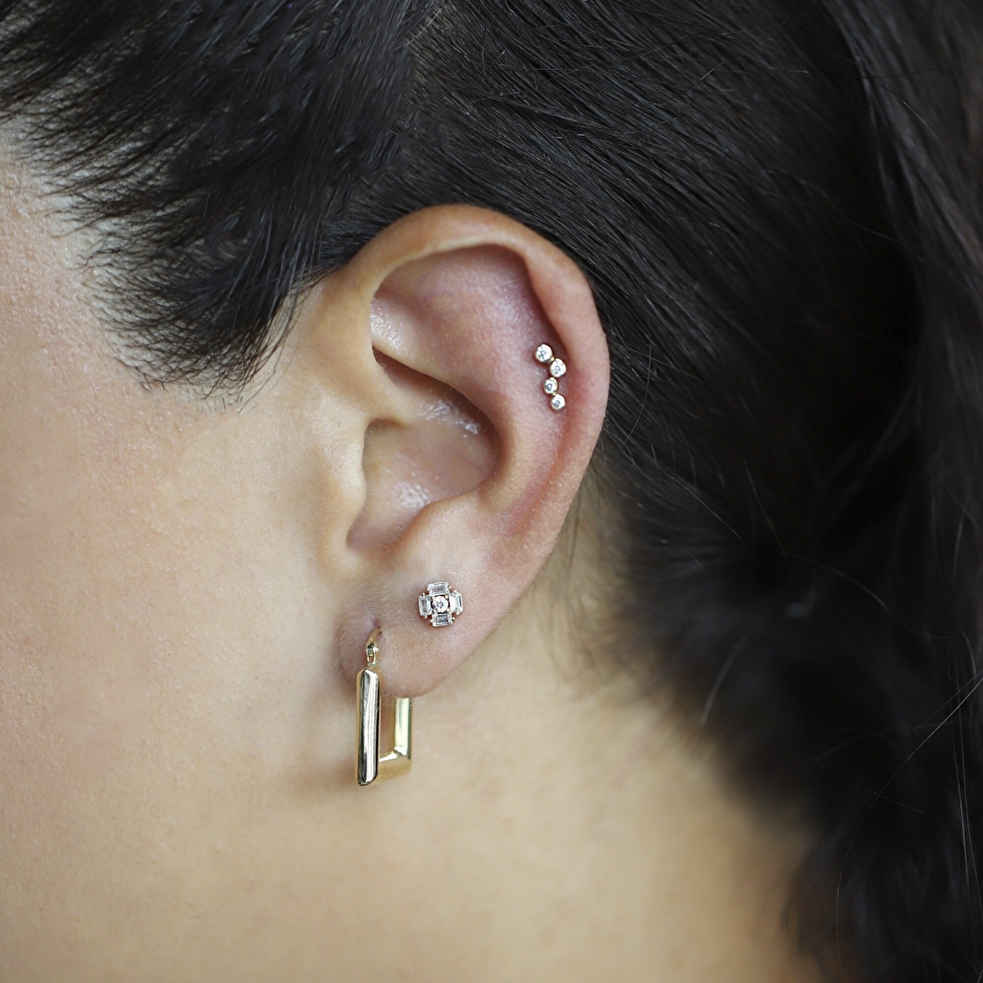 14 Ayar Sarı Altın Taşlı Tragus Piercing