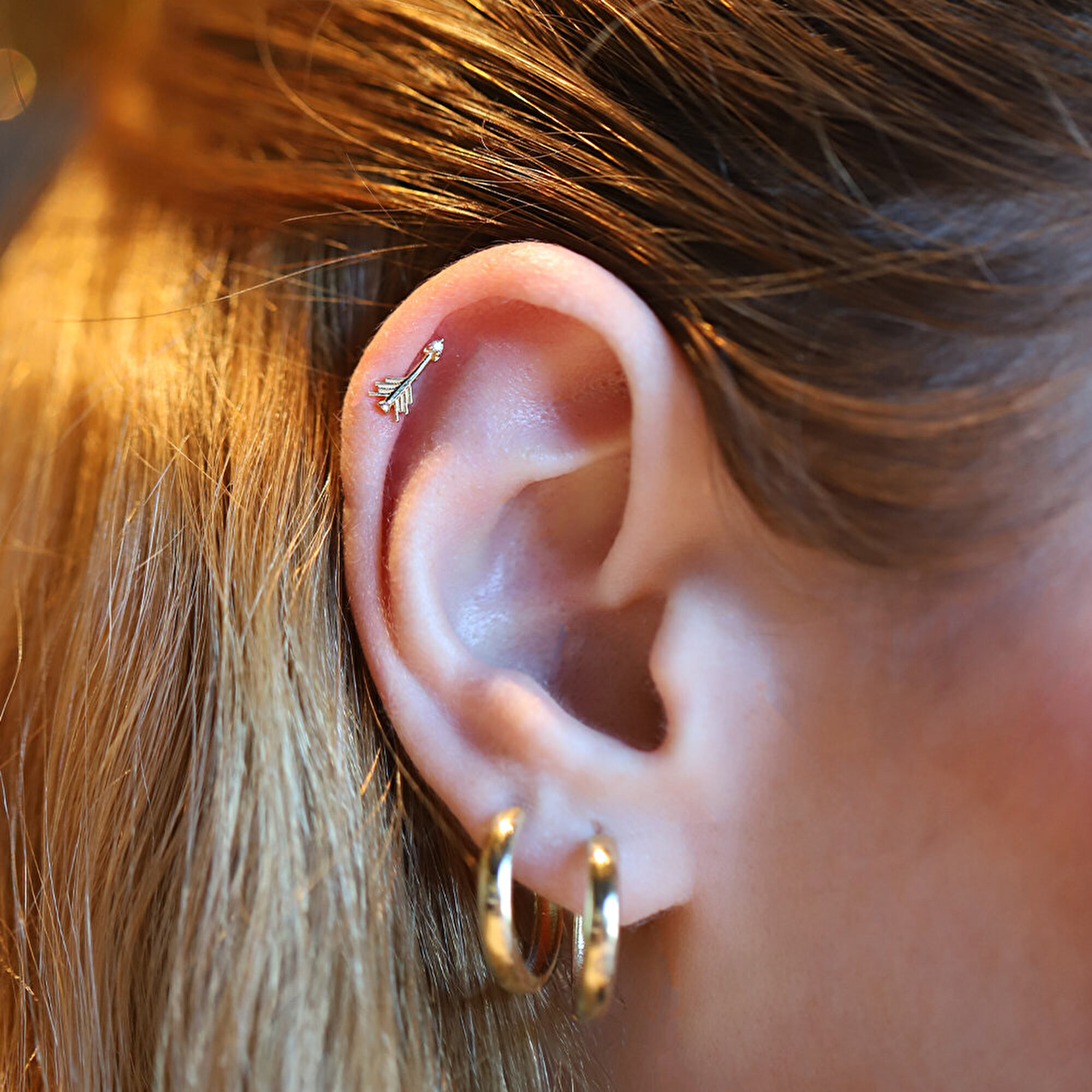14 Ayar Sarı Altın Ok Tragus Piercing