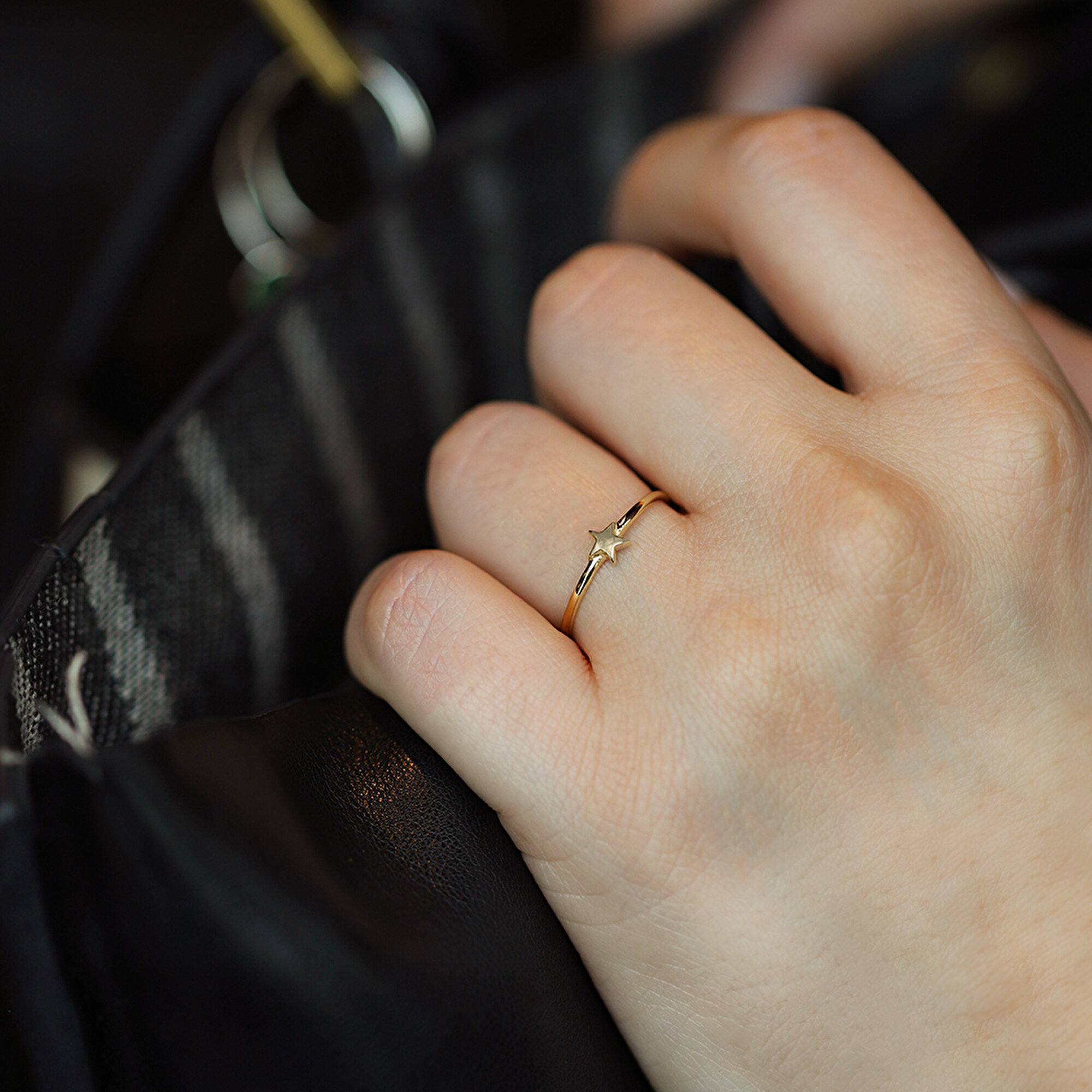 14 Ayar Sarı Altın Yıldız Minimal Yüzük