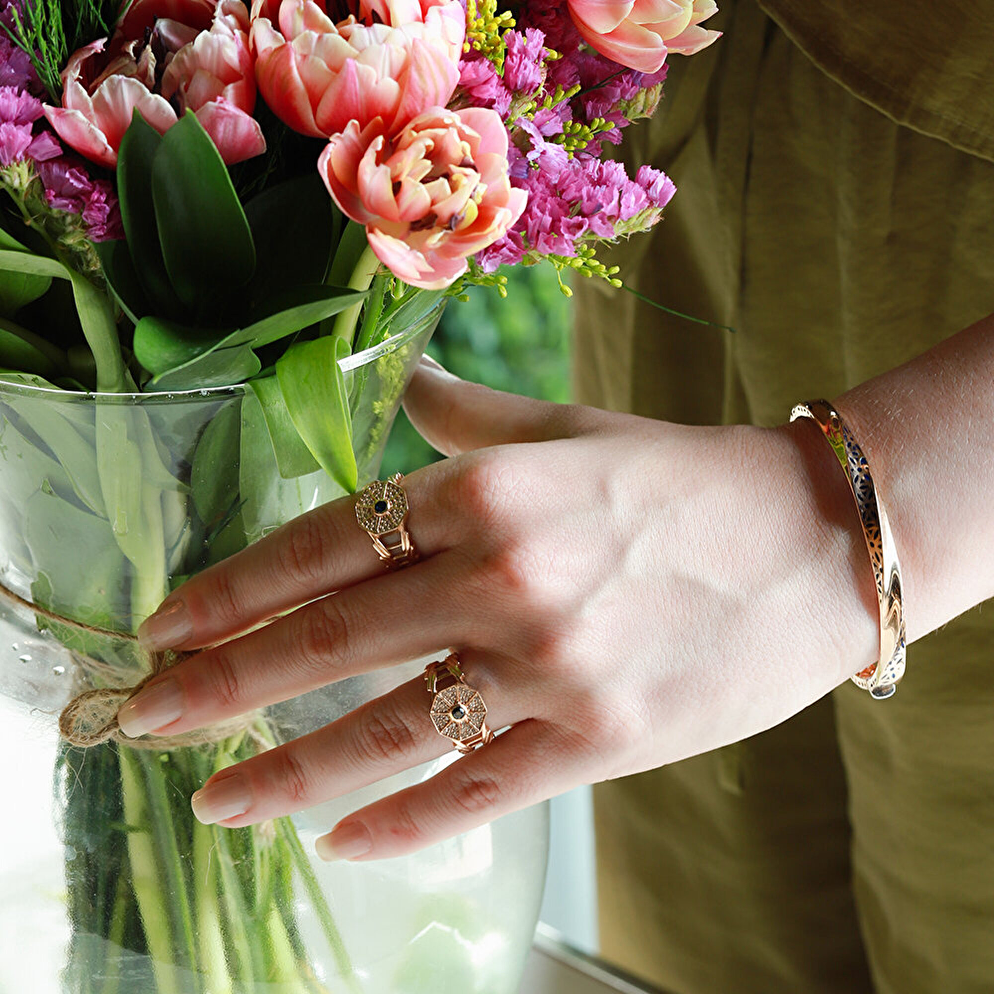 14 Ayar Rose Altın Mavi Taşlı Yüzük