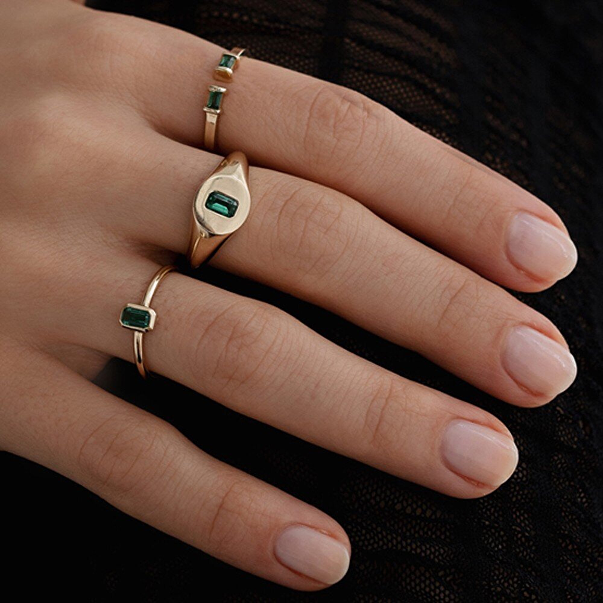 14 Ayar Sarı Altın Trend Yeşil Taşlı Yüzük