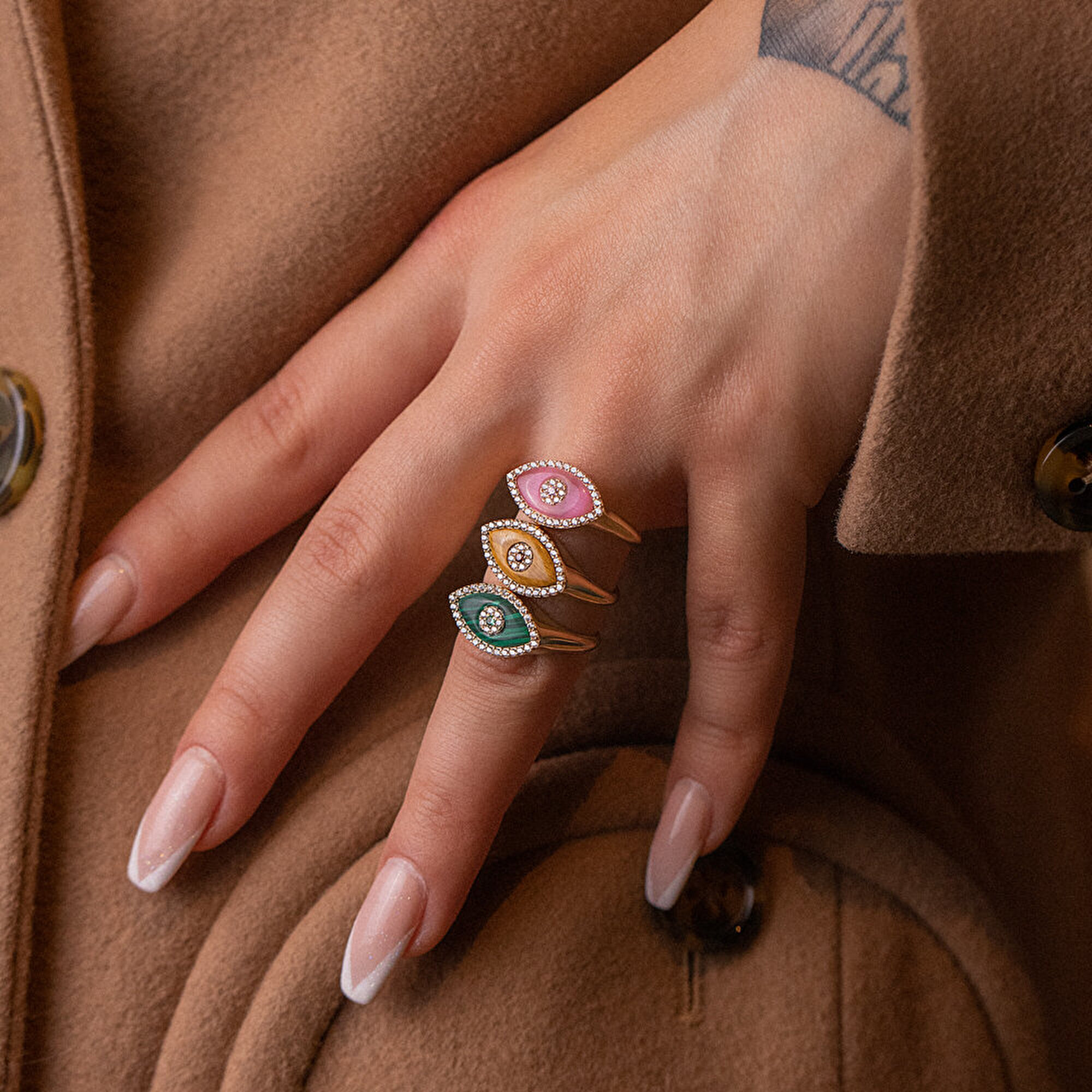 14 Ayar Sarı Altın Göz Figürlü Yüzük