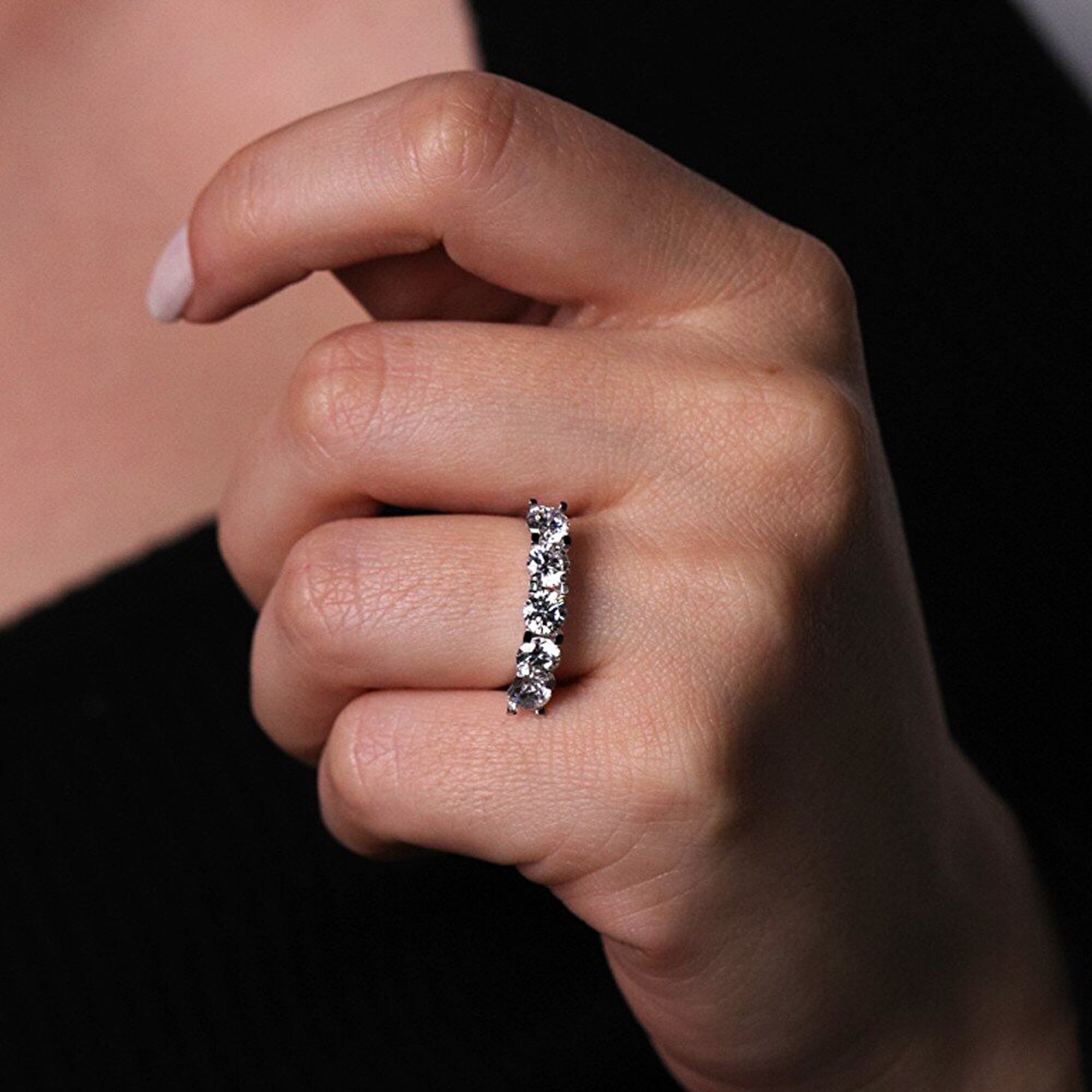 8 Ayar Beyaz Altın Beştaş Yüzük