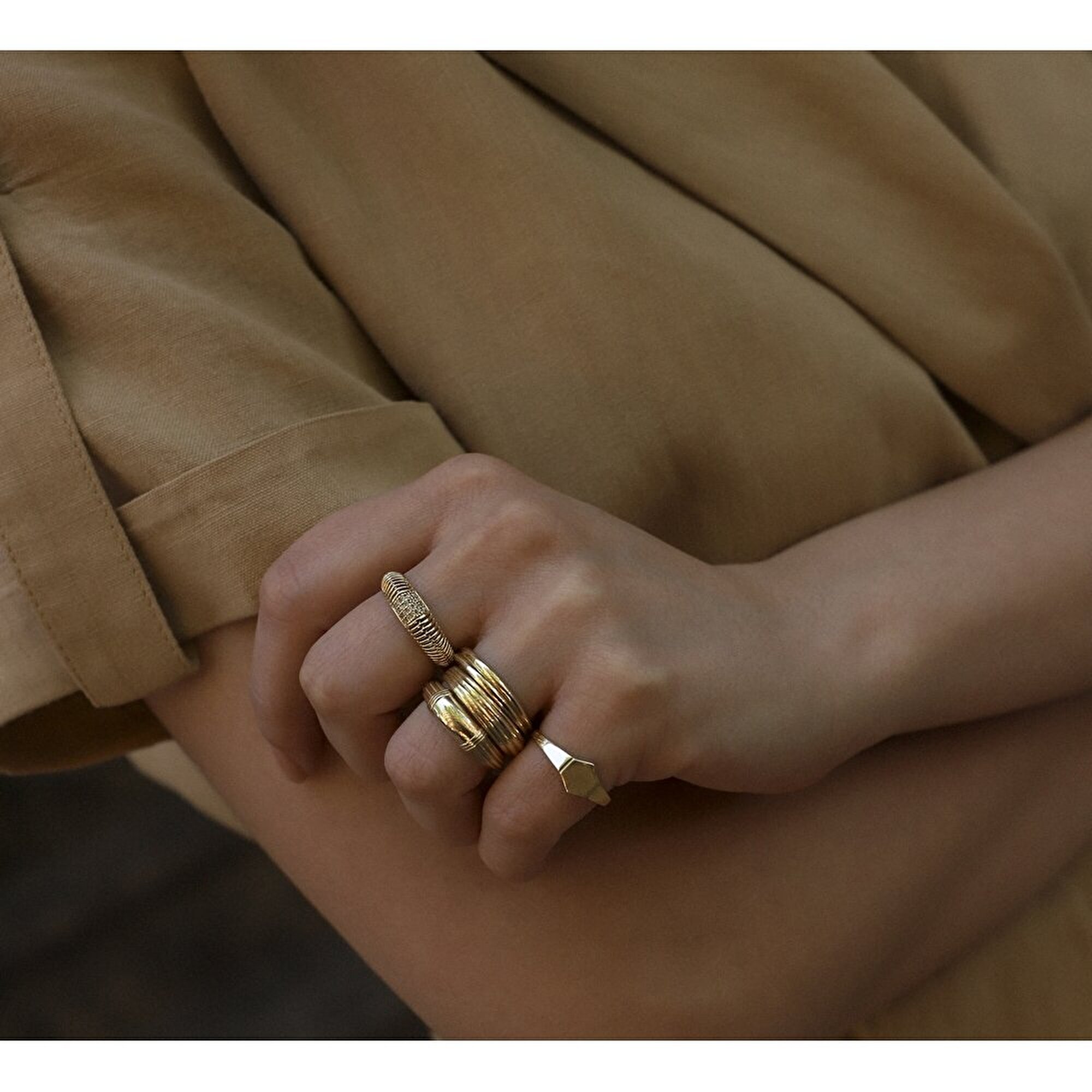 14 Ayar Sarı Altın Trend Şövalye Yüzük