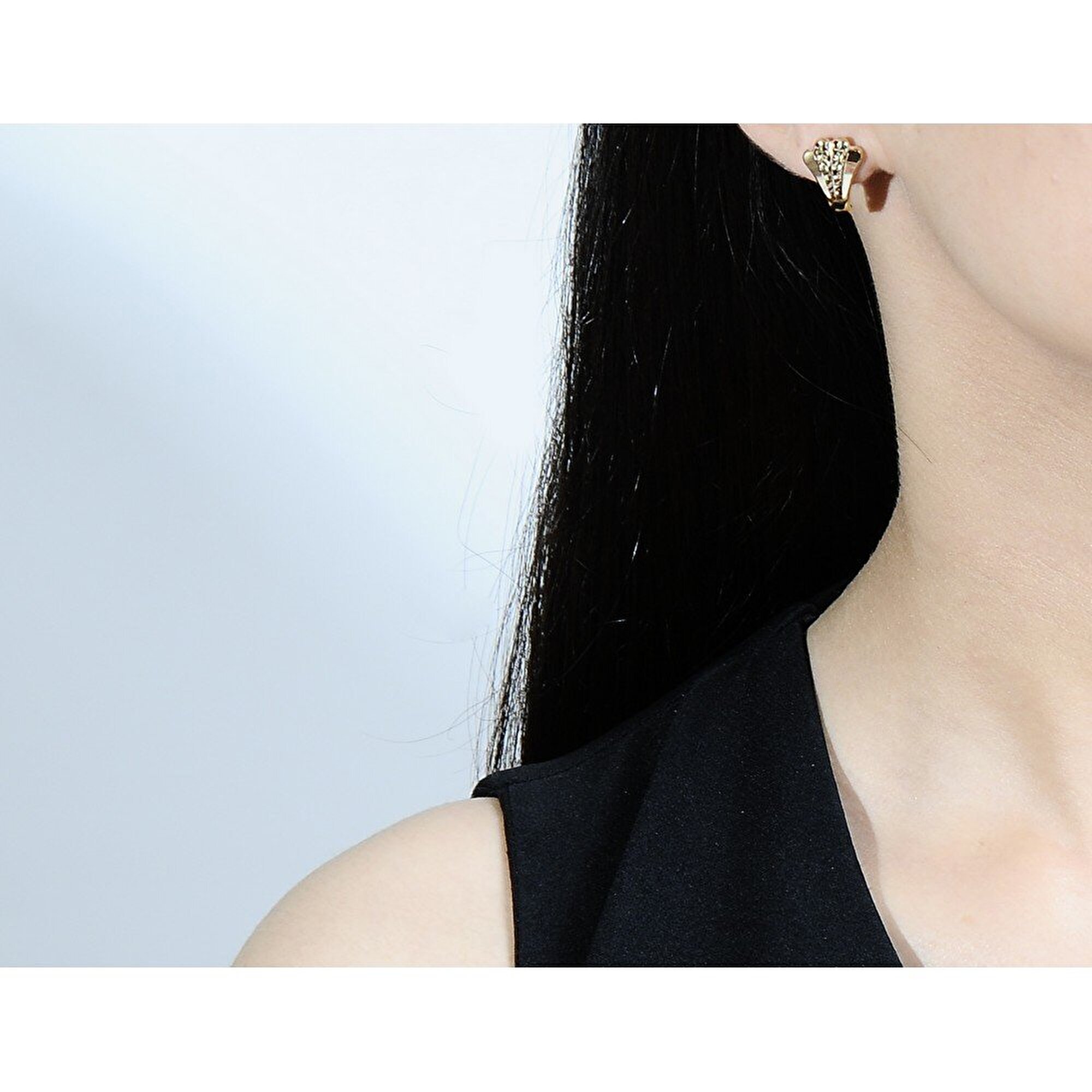 14 Ayar Sarı Altın J Küpe