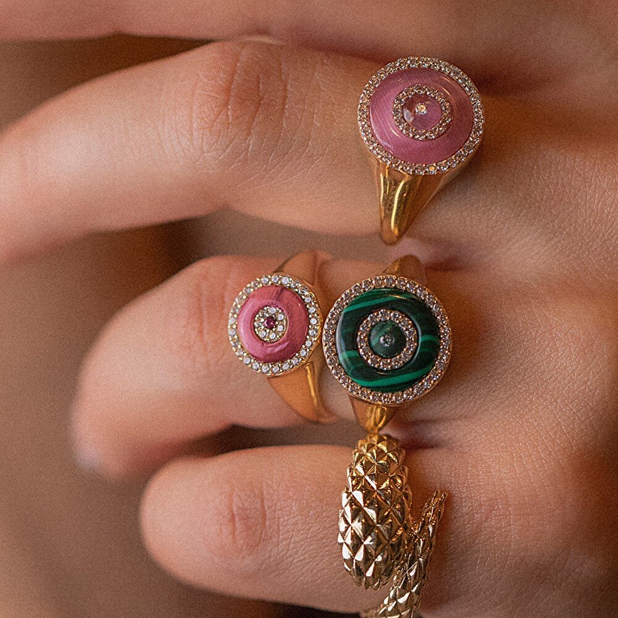 14 Ayar Sarı Altın Göz Figürlü Yüzük