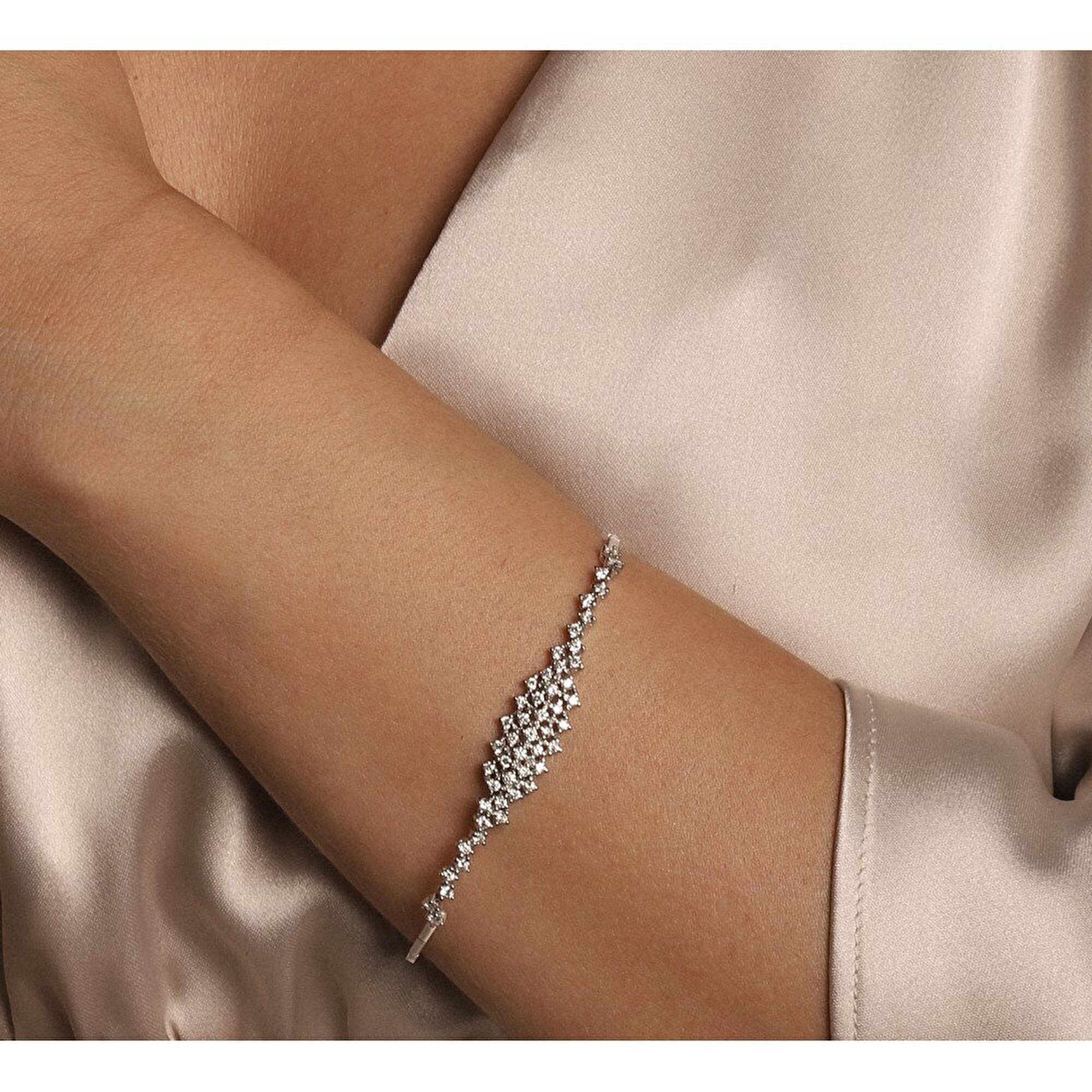 1,17 Karat Su Yolu Pırlanta Bileklik