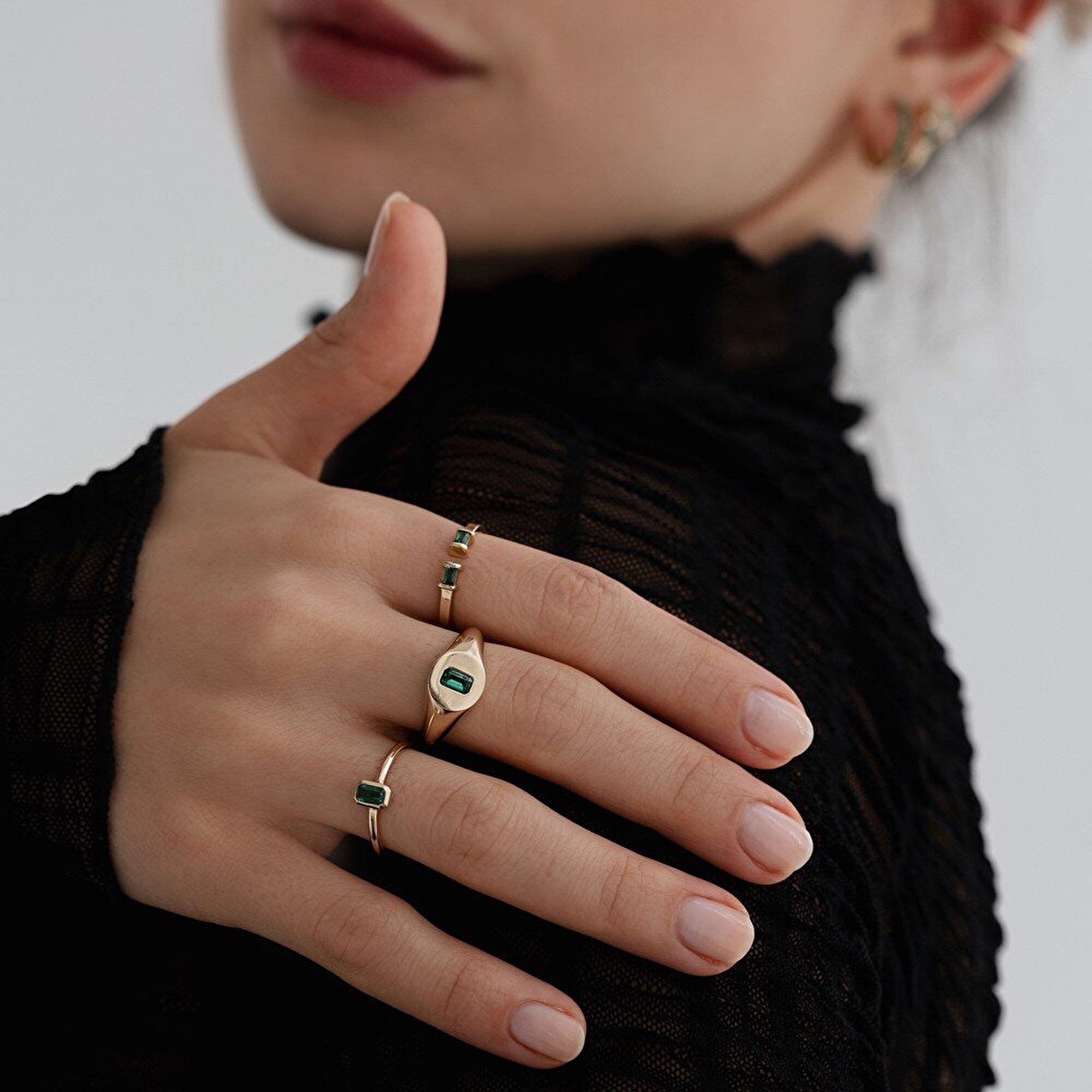 14 Ayar Sarı Altın Trend Yeşil Taşlı Yüzük