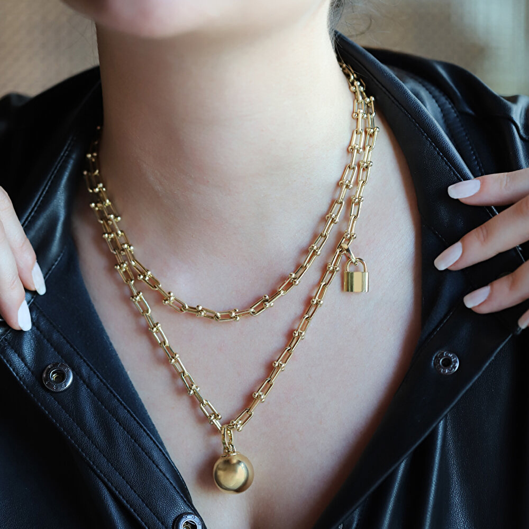 14 Ayar Sarı Altın Kilit Figürlü Kolye Ucu