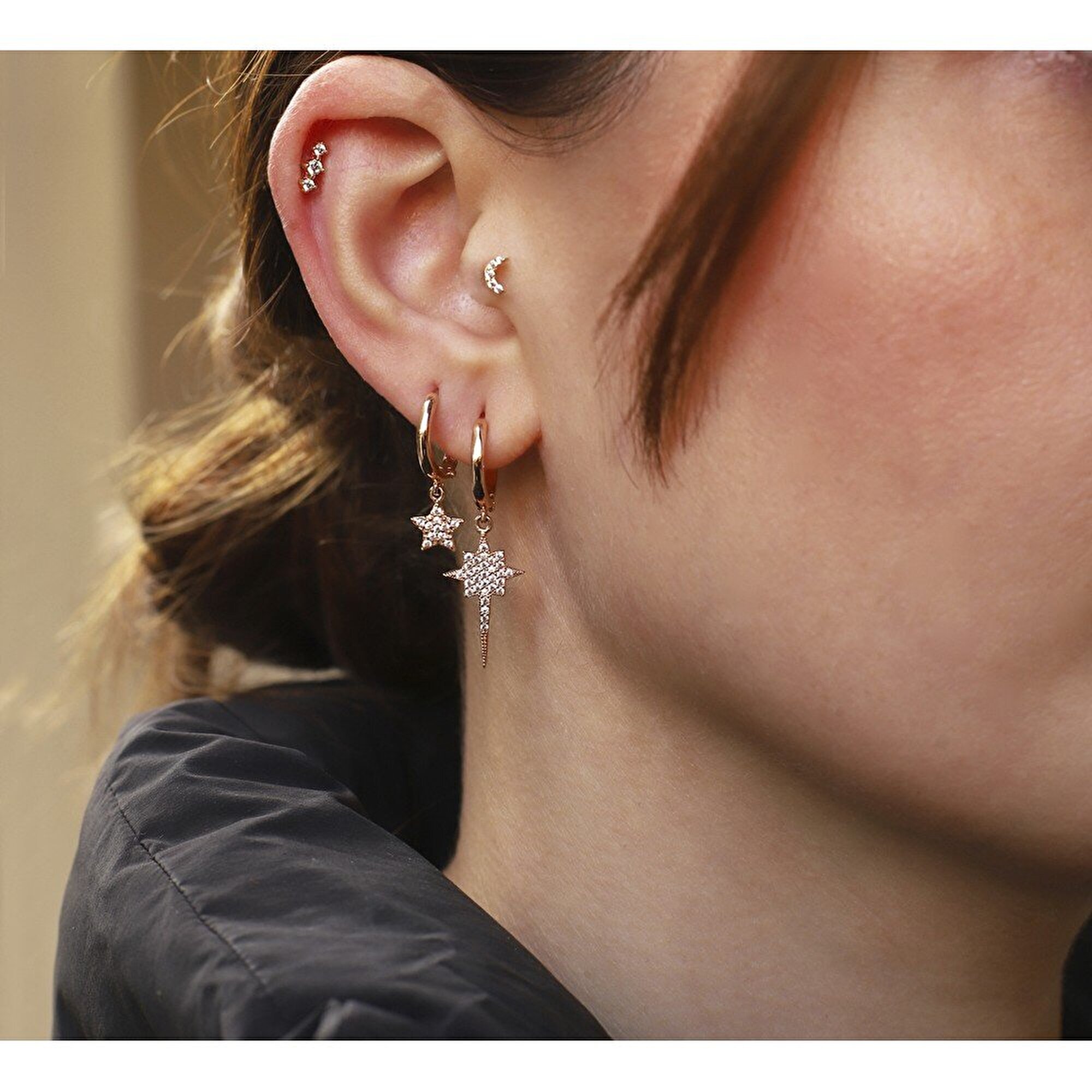 14 Ayar Rose Altın Sallantılı Kutup Yıldızı Küpe