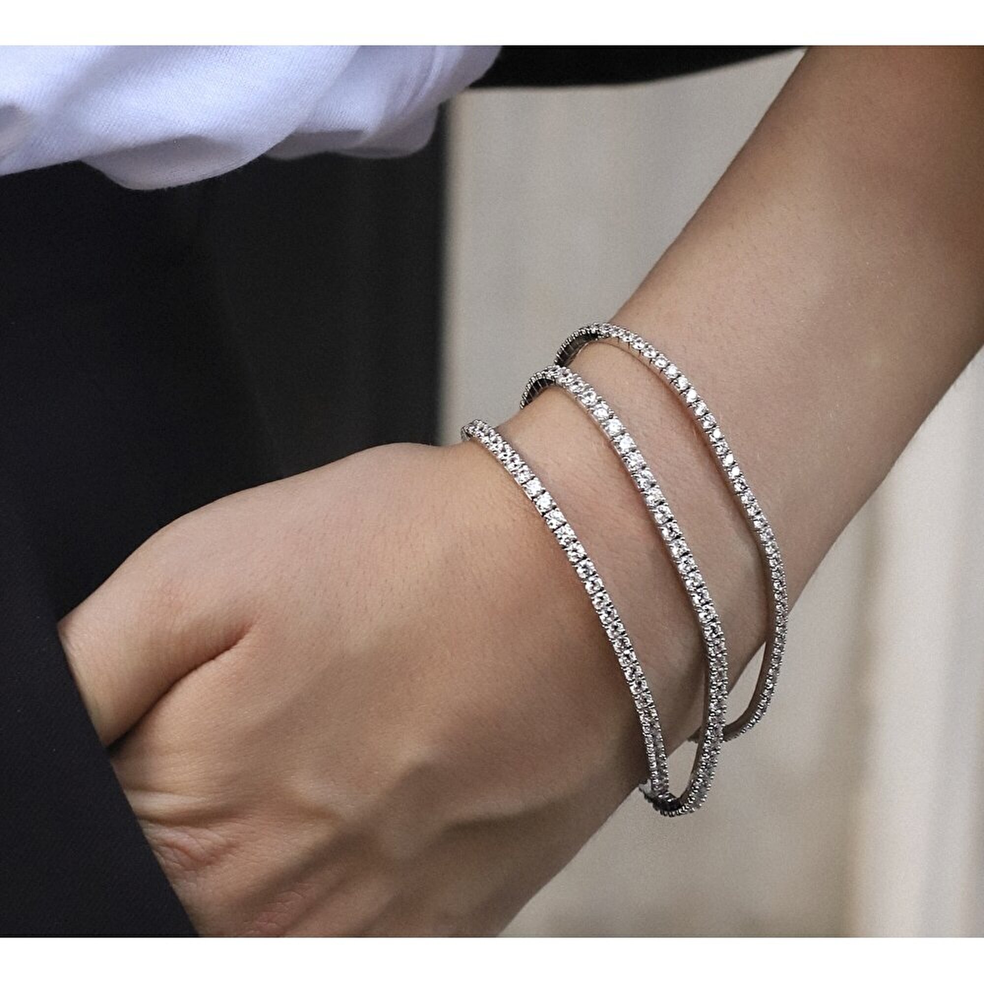 14 Ayar Beyaz Altın Su Yolu Bileklik