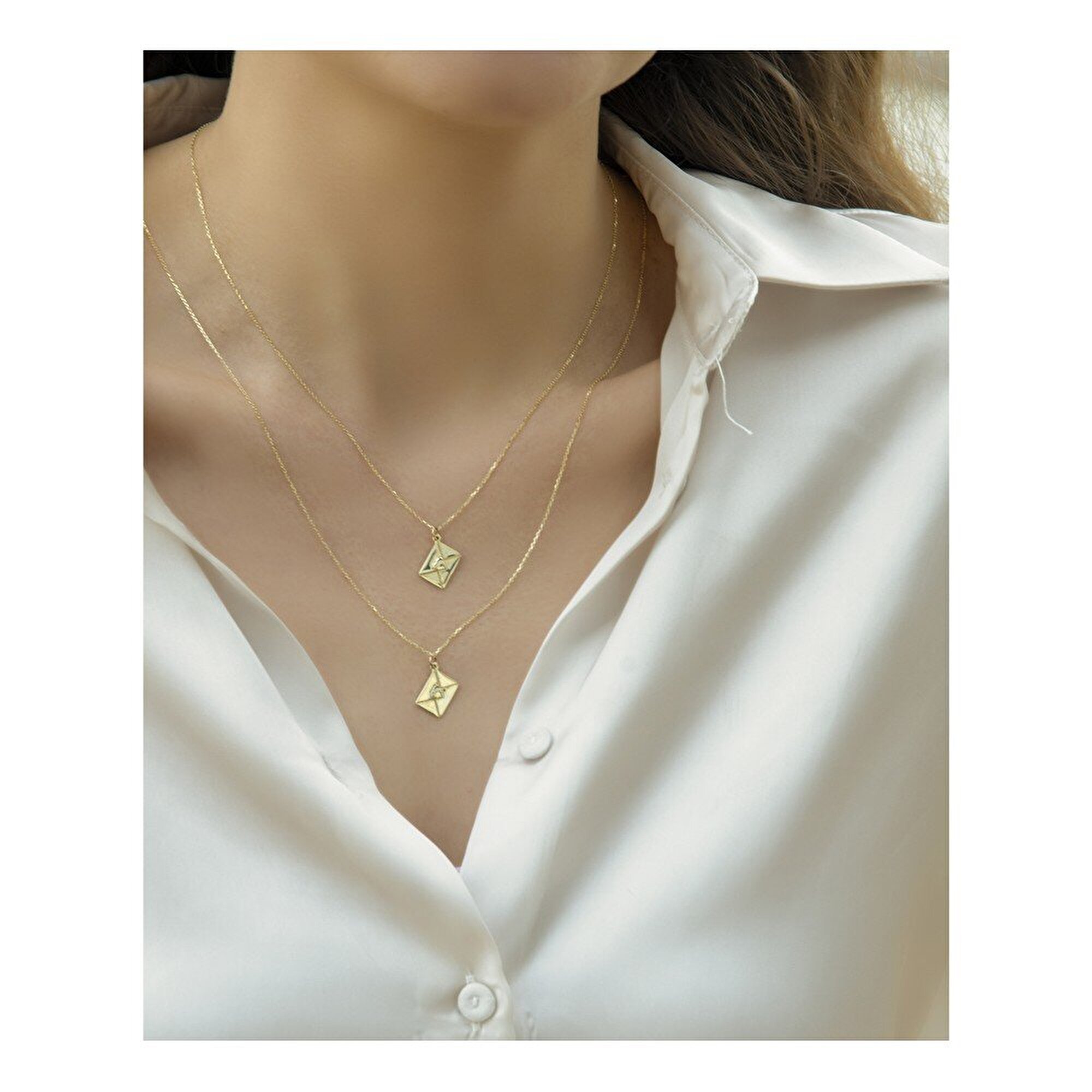 8 Ayar Sarı Altın Aşk Mektup Figürlü Kolye