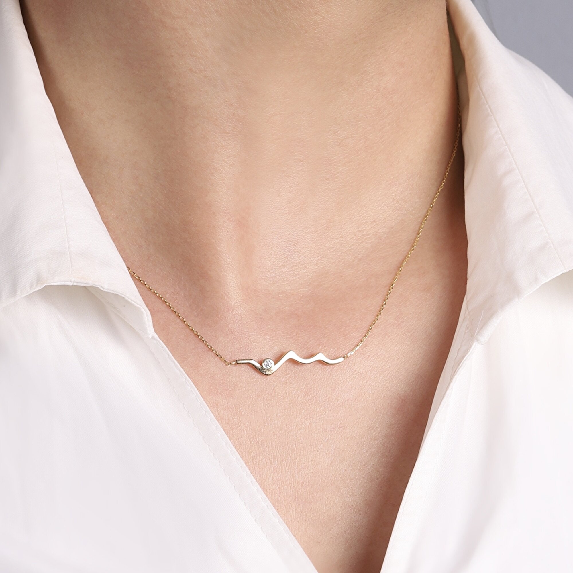 8 Ayar Sarı Altın Nabız Kolye