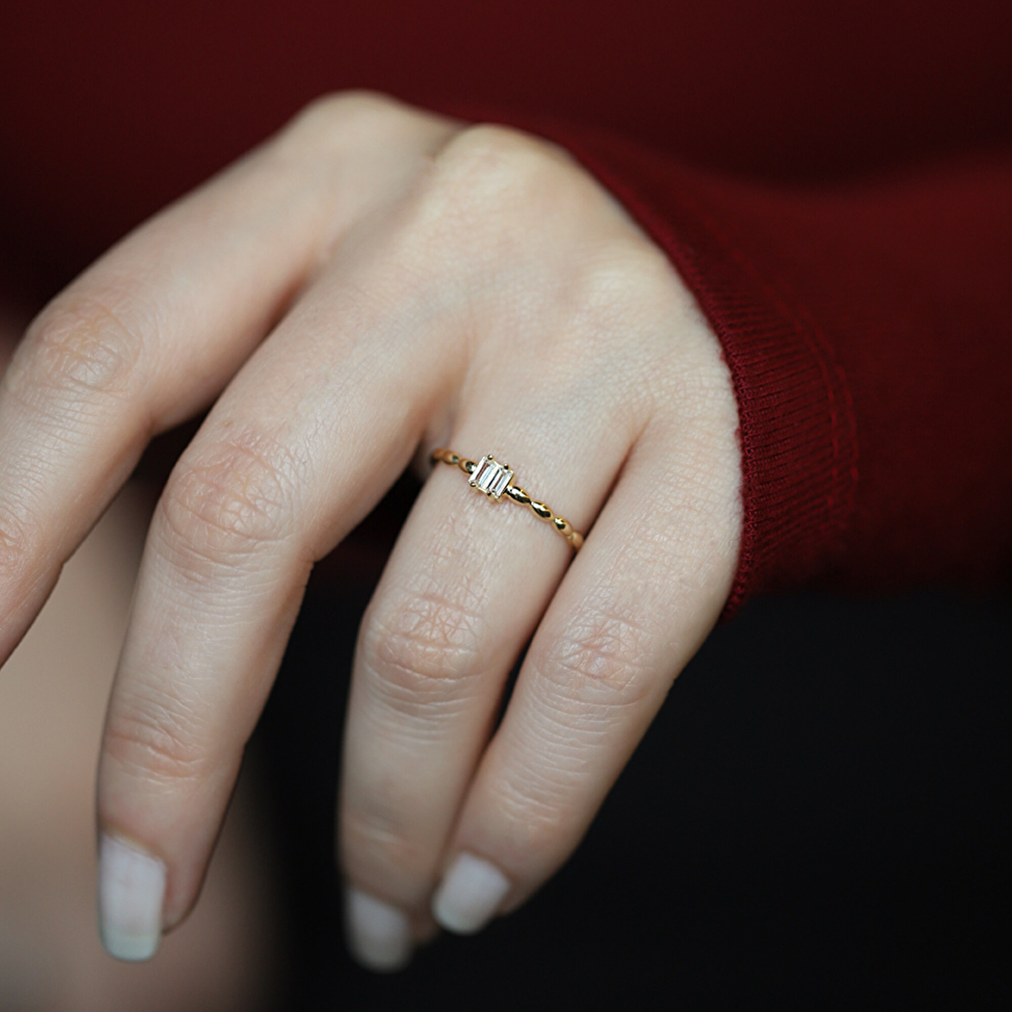 8 Ayar Sarı Altın Tektaş Minimal Yüzük