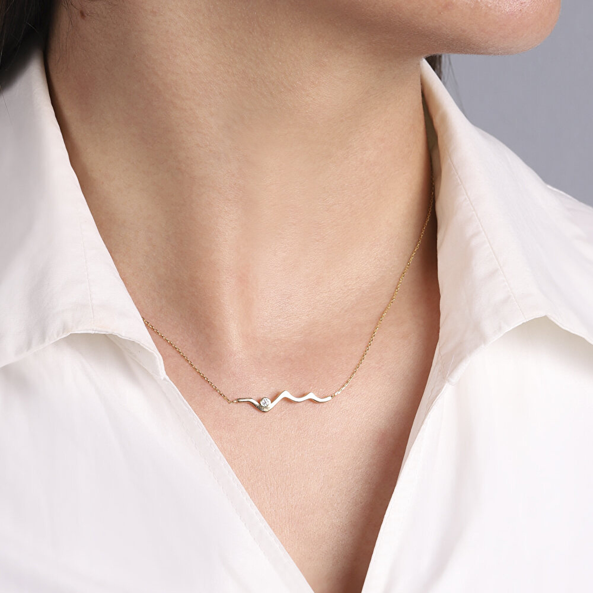 8 Ayar Sarı Altın Nabız Kolye