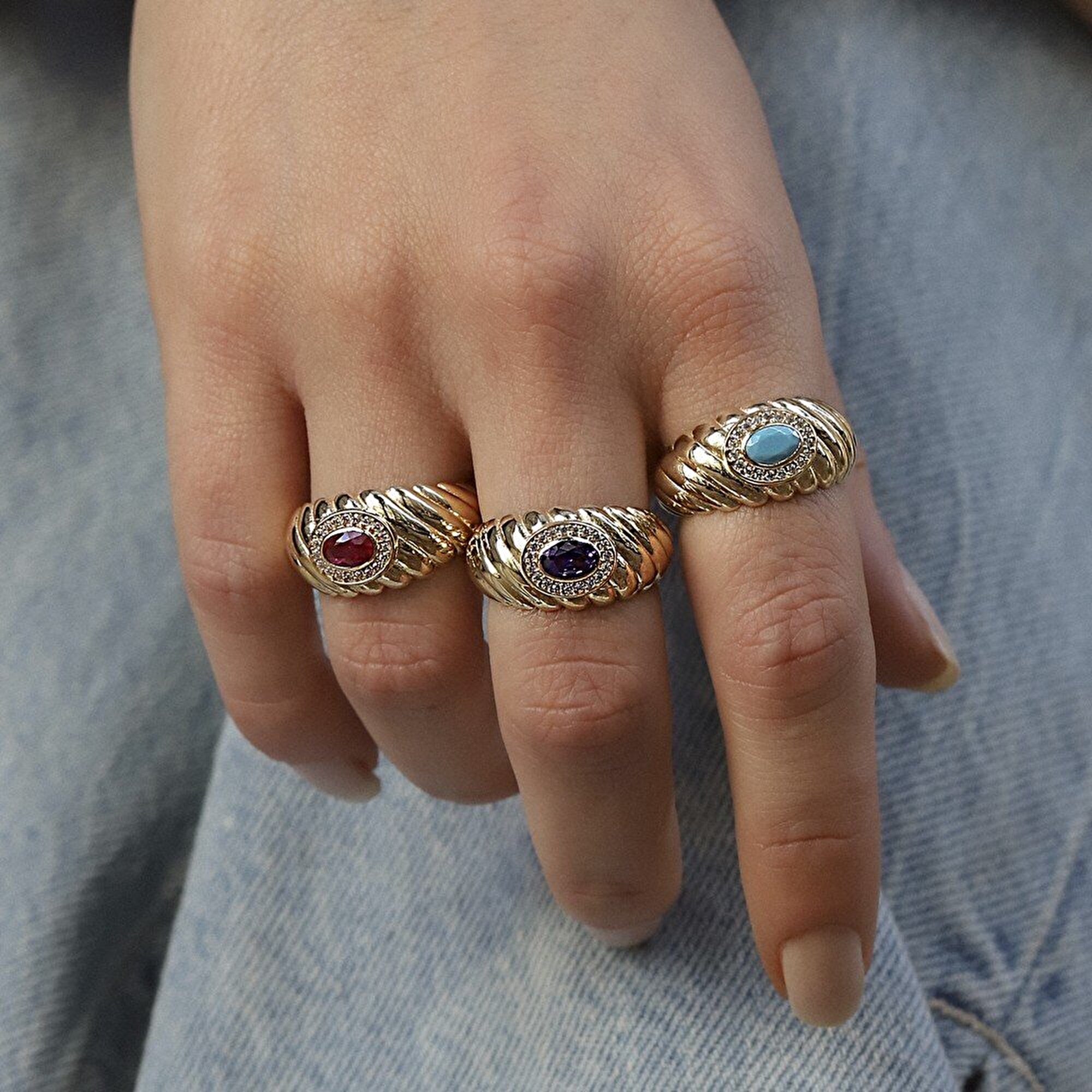 14 Ayar Sarı Altın Pembe Taşlı Yüzük