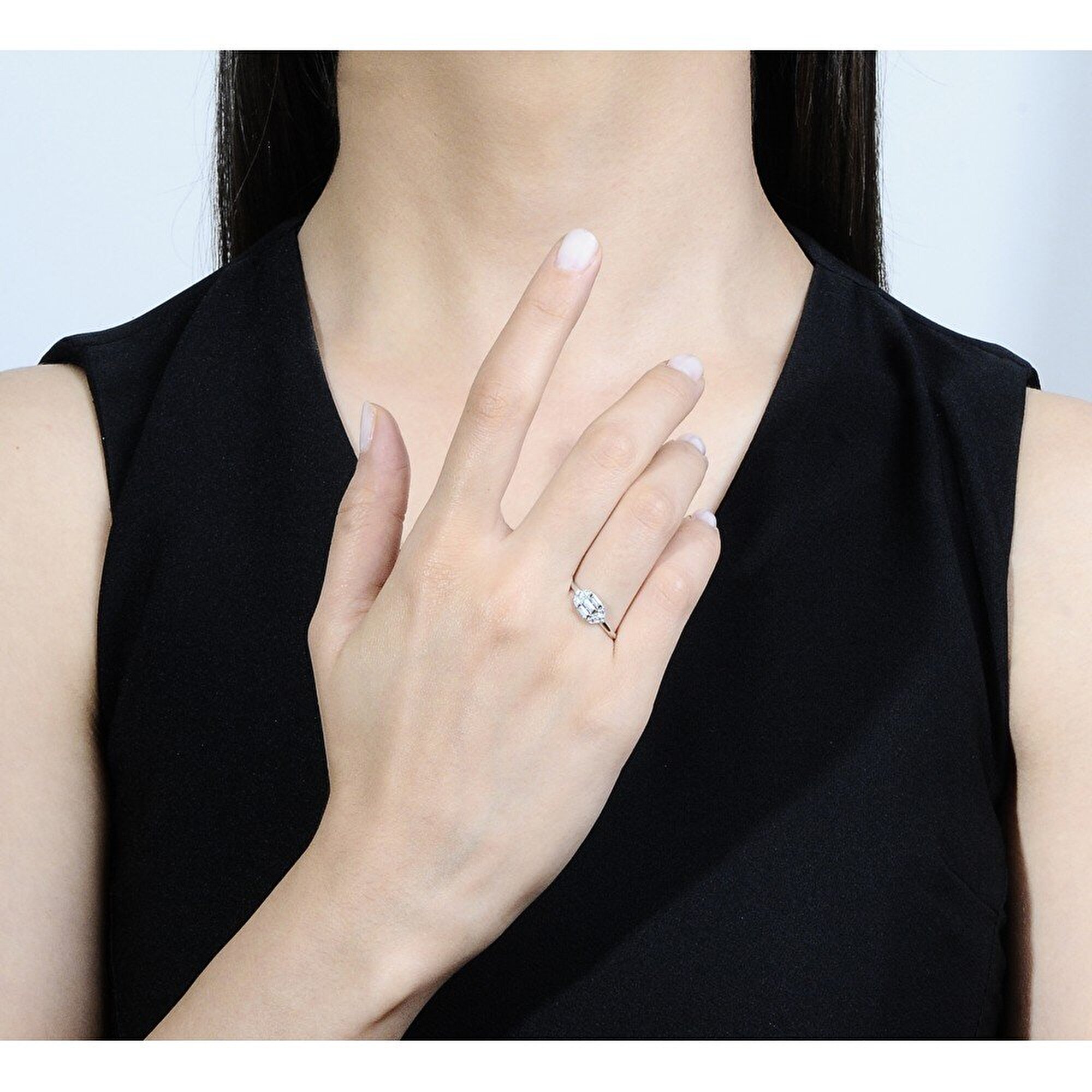 14 Ayar Beyaz Altın Baget Yüzük