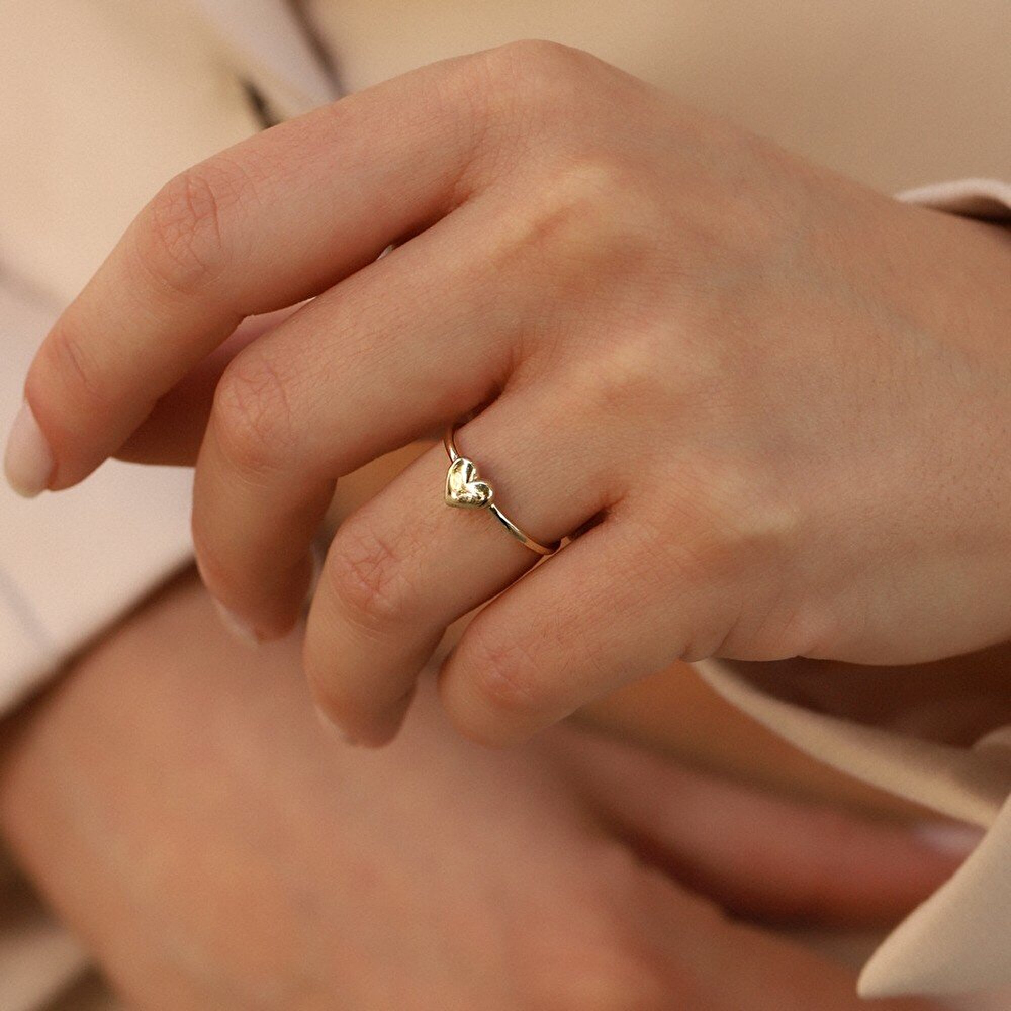 8 Ayar Sarı Altın Kalp Figürlü Yüzük