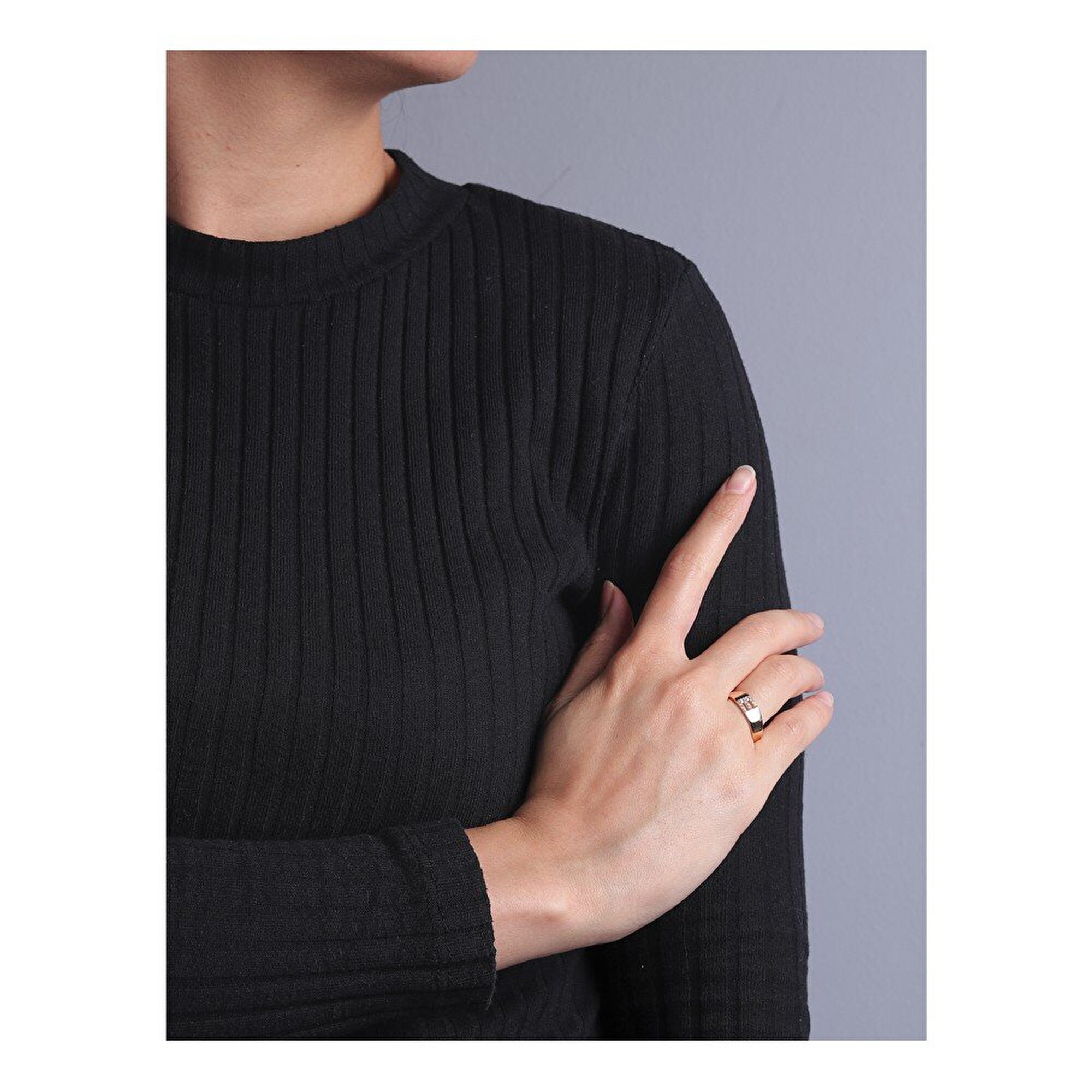 14 Ayar Rose Altın E Harf Yüzük