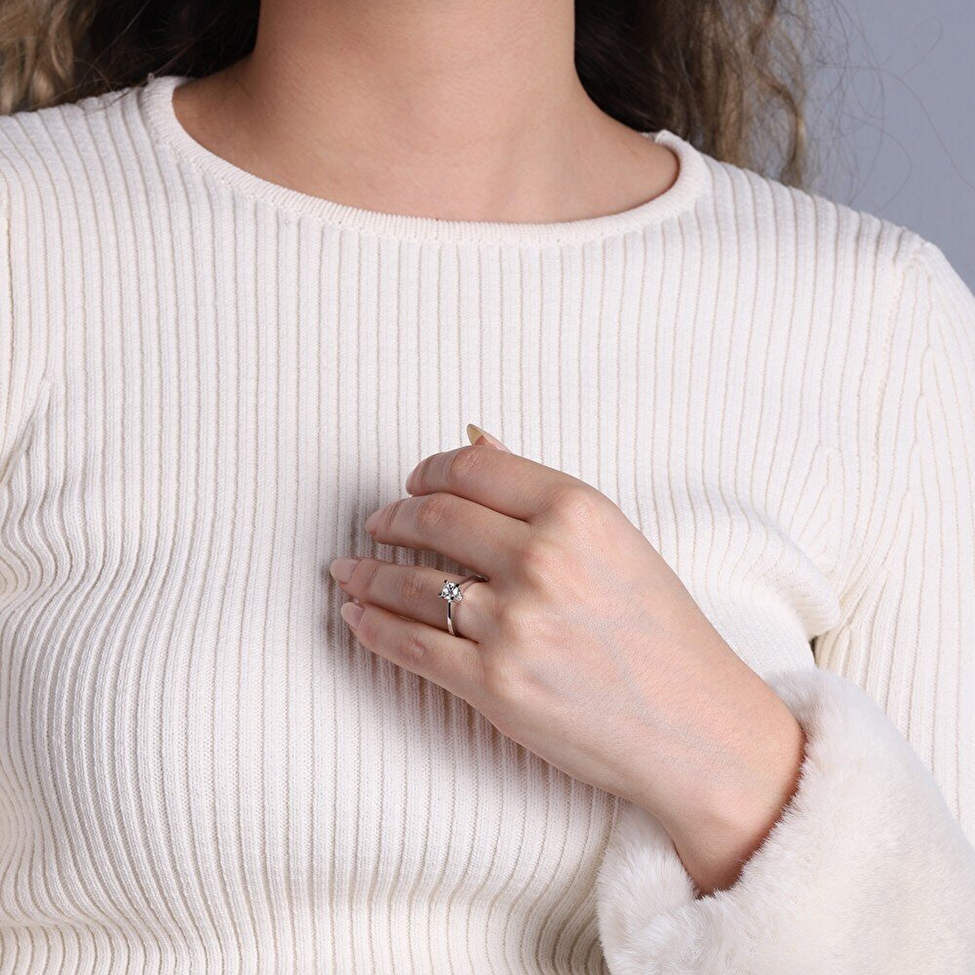 0,53 Karat Tektaş Pırlanta Yüzük