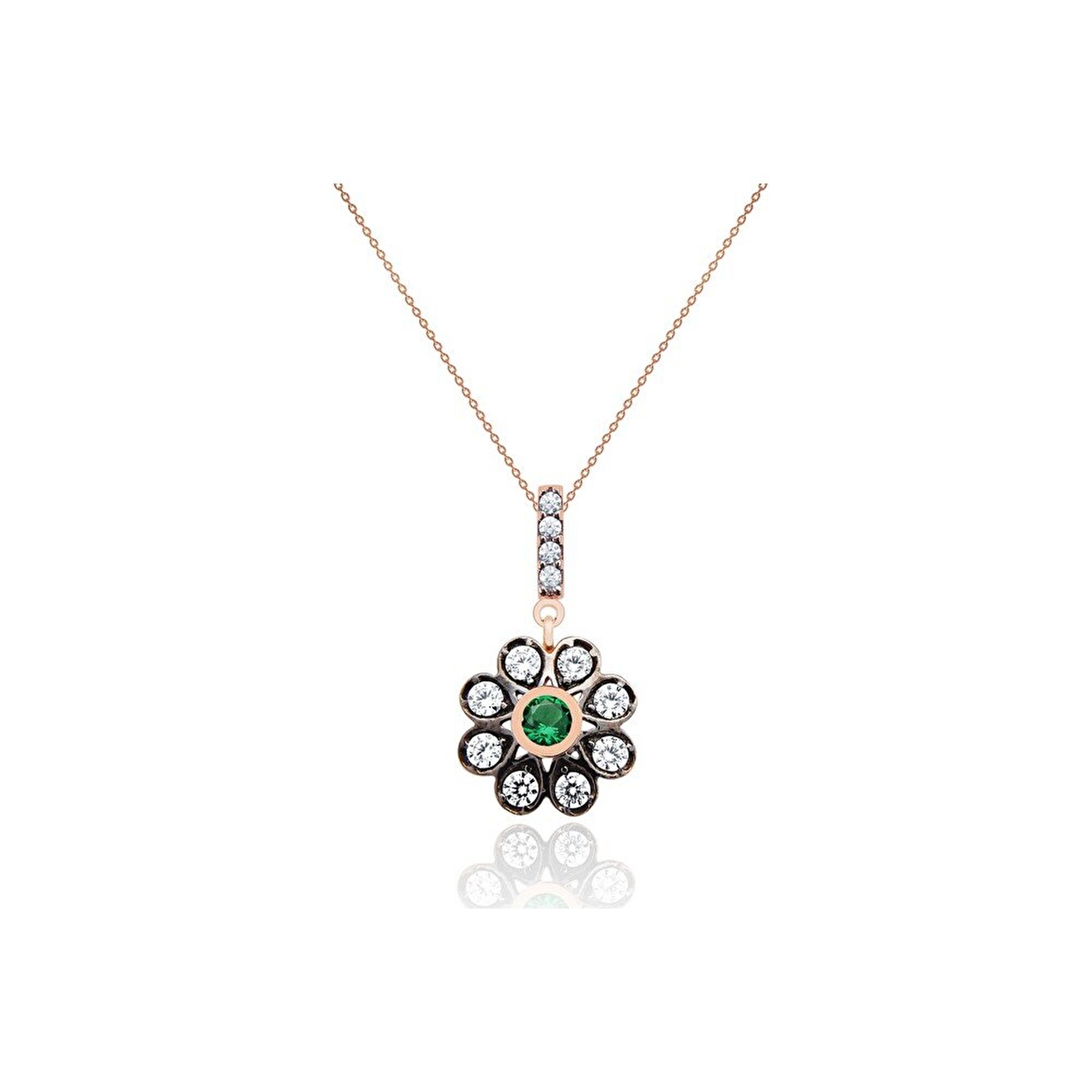 14 Ayar Rose Altın Elmas Görünümlü Kolye