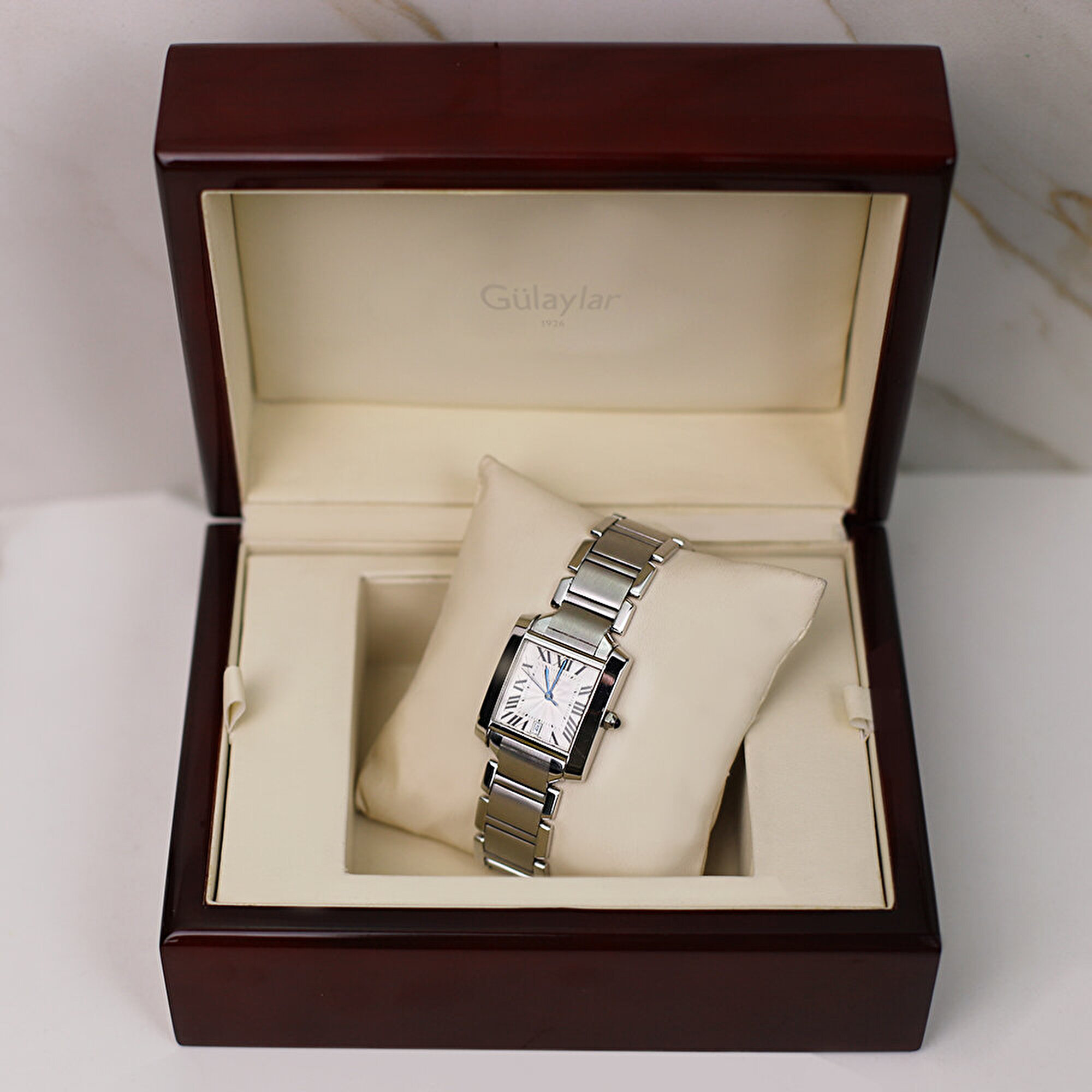 18 Ayar Beyaz Altın Klasik Saat