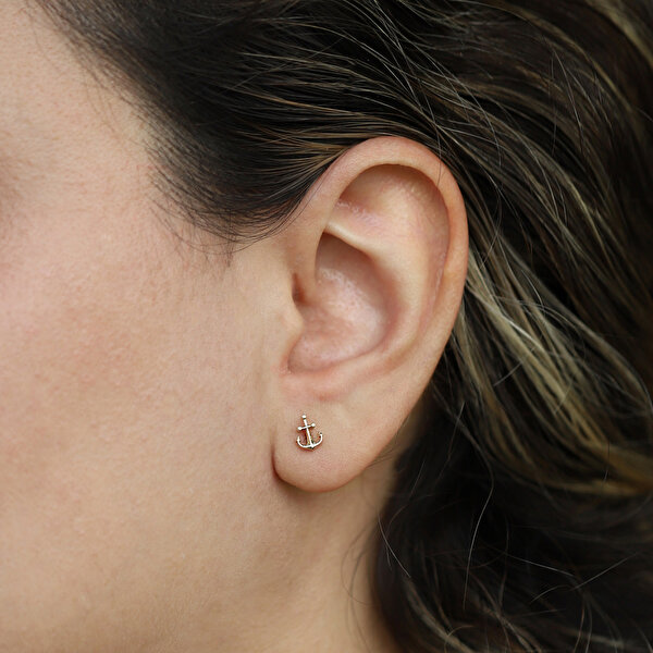 14 Ayar Sarı Altın Çapa Minimal Küpe