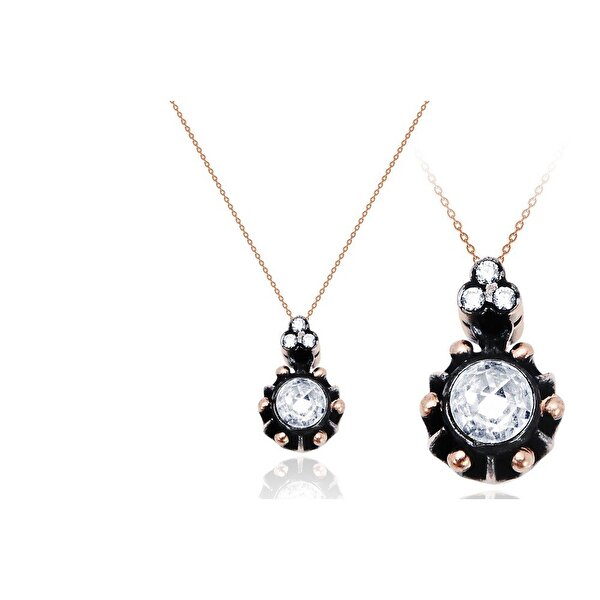 8 Ayar Rose Altın Elmas Görünümlü Kolye