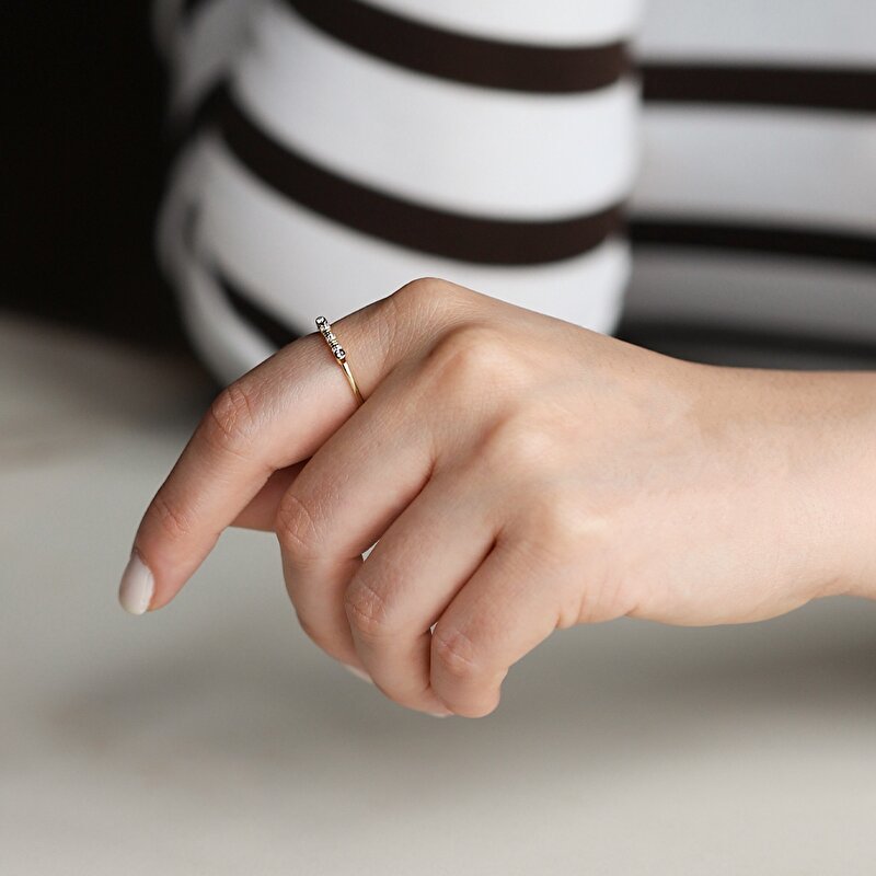 0,05 Karat Minimal Pırlanta Yüzük