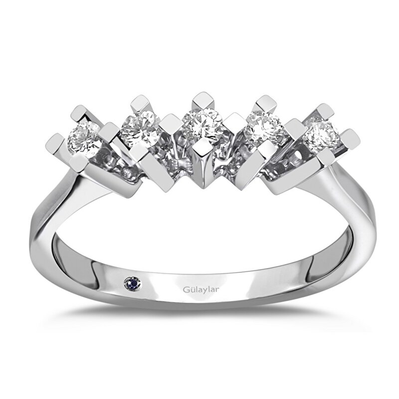 0,23 Karat Beştaş Pırlanta Yüzük