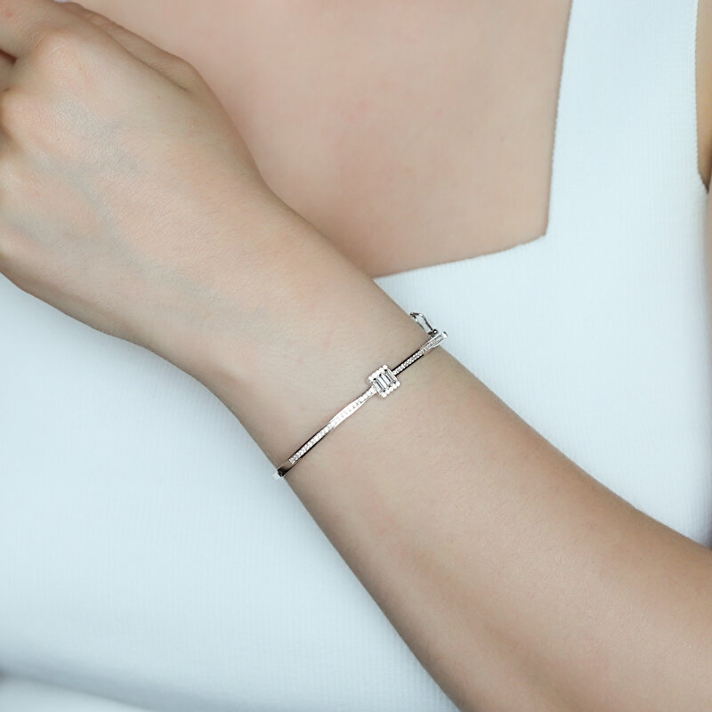 14 Ayar Beyaz Altın Baget Bilezik