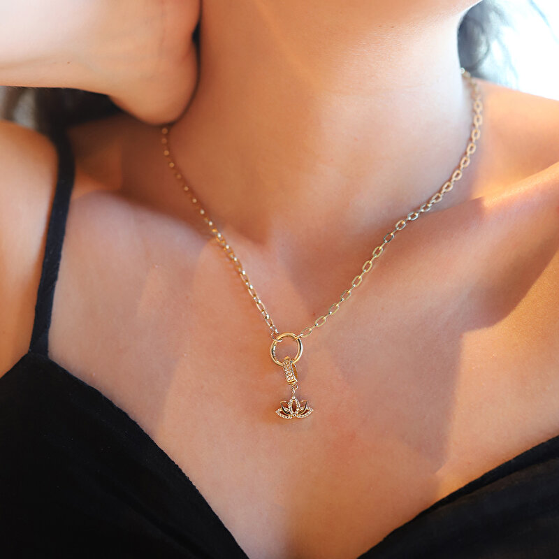 14 Ayar Sarı Altın Taşlı Lotus Kolye Ucu