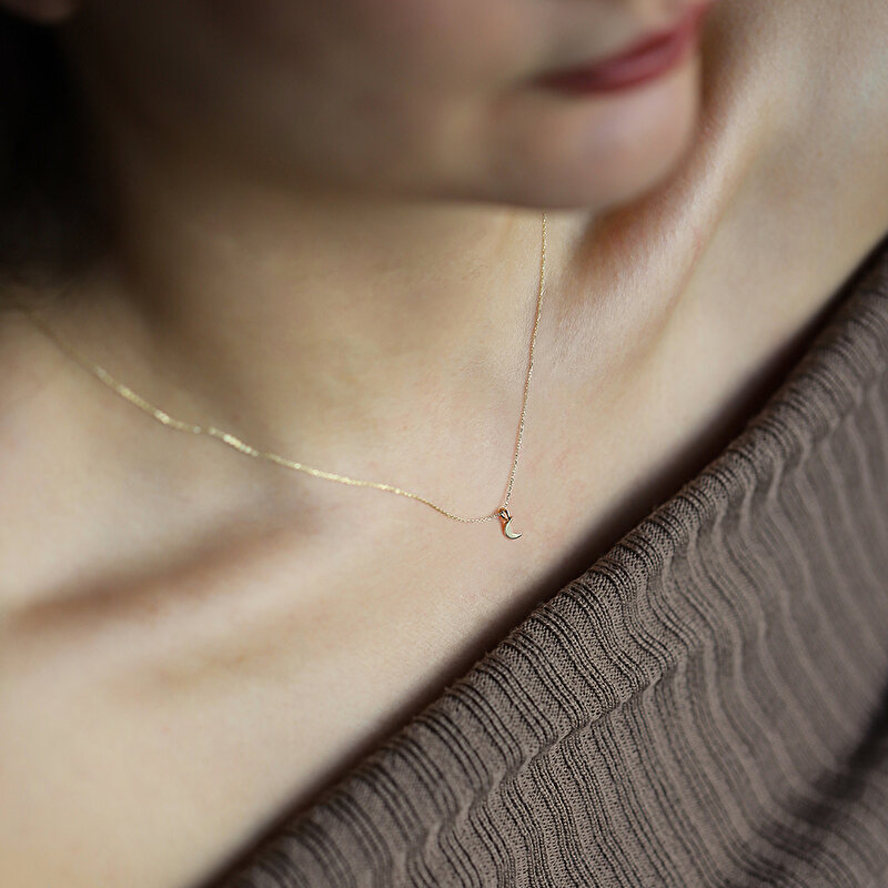 14 Ayar Sarı Altın Ay Minimal Kolye