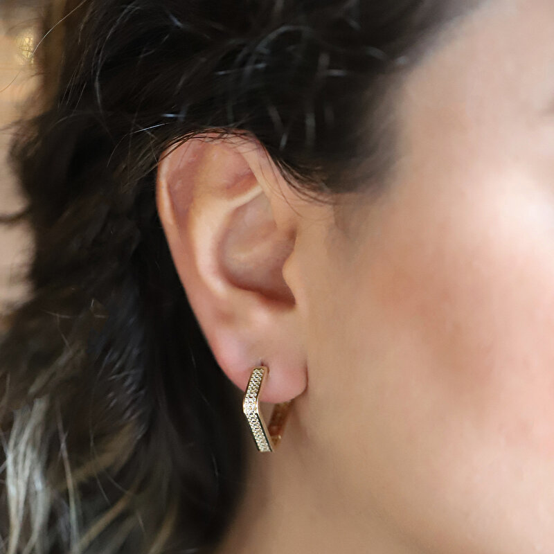 14 Ayar Sarı Altın Taşlı Minimal Halka Küpe