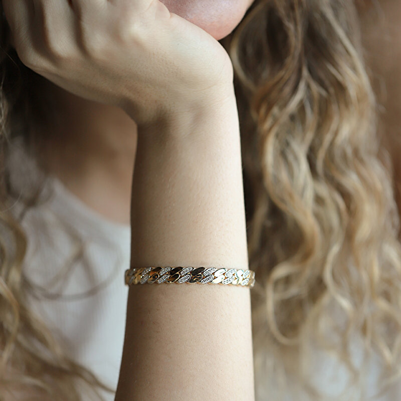 14 Ayar Sarı Altın Taşlı Kelepçe Bilezik