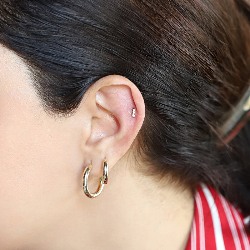 14 Ayar Sarı Altın Taşlı Tragus Piercing