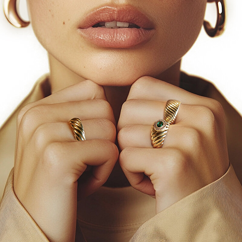 14 Ayar Sarı Altın Yeşil Taşlı Burgu Yüzük