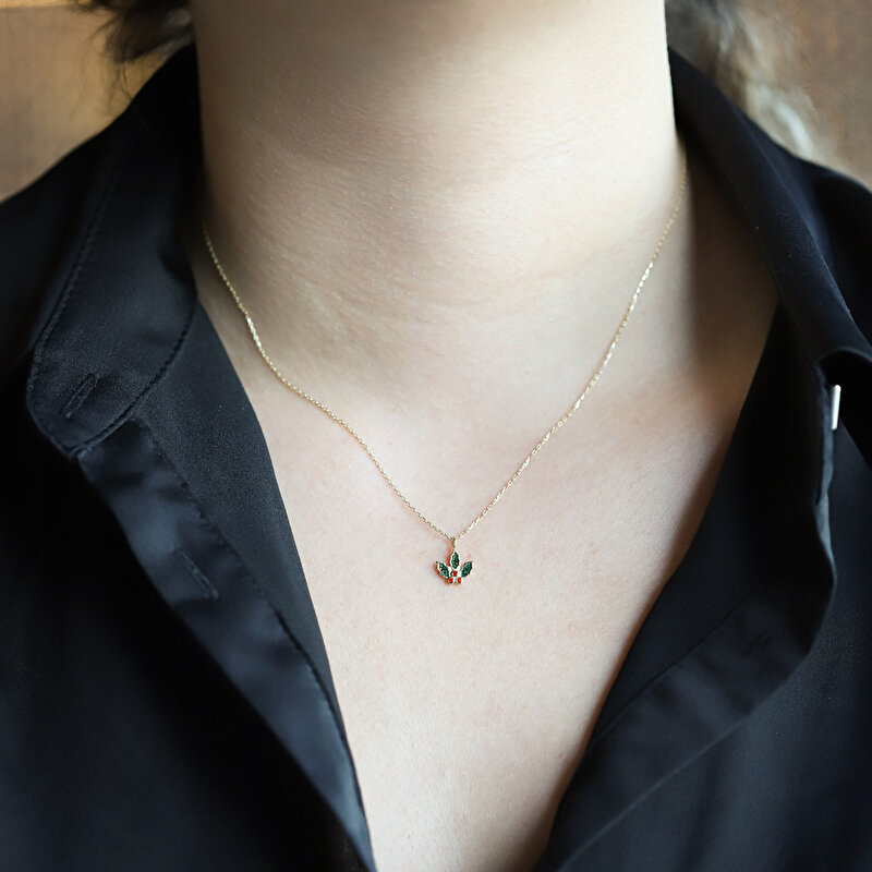 14 Ayar Sarı Altın Yılbaşı Figürlü Kolye