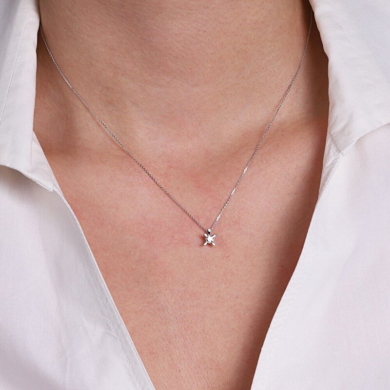 0,50 Karat Tektaş Pırlanta Kolye