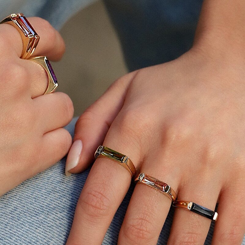 14 Ayar Sarı Altın Trend Mor Taşlı Yüzük