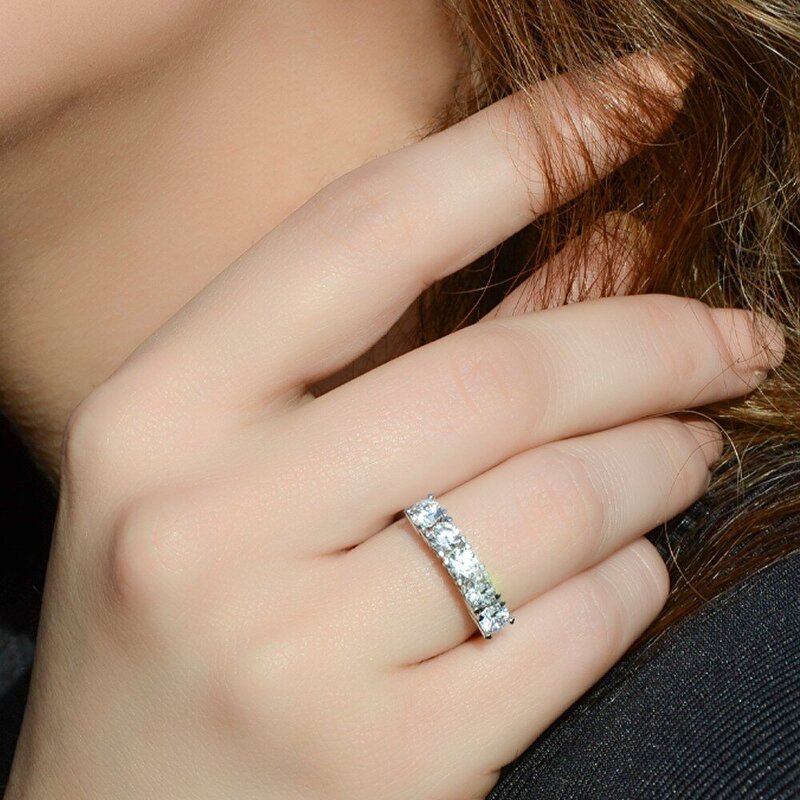 14 Ayar Beyaz Altın Beştaş Yüzük